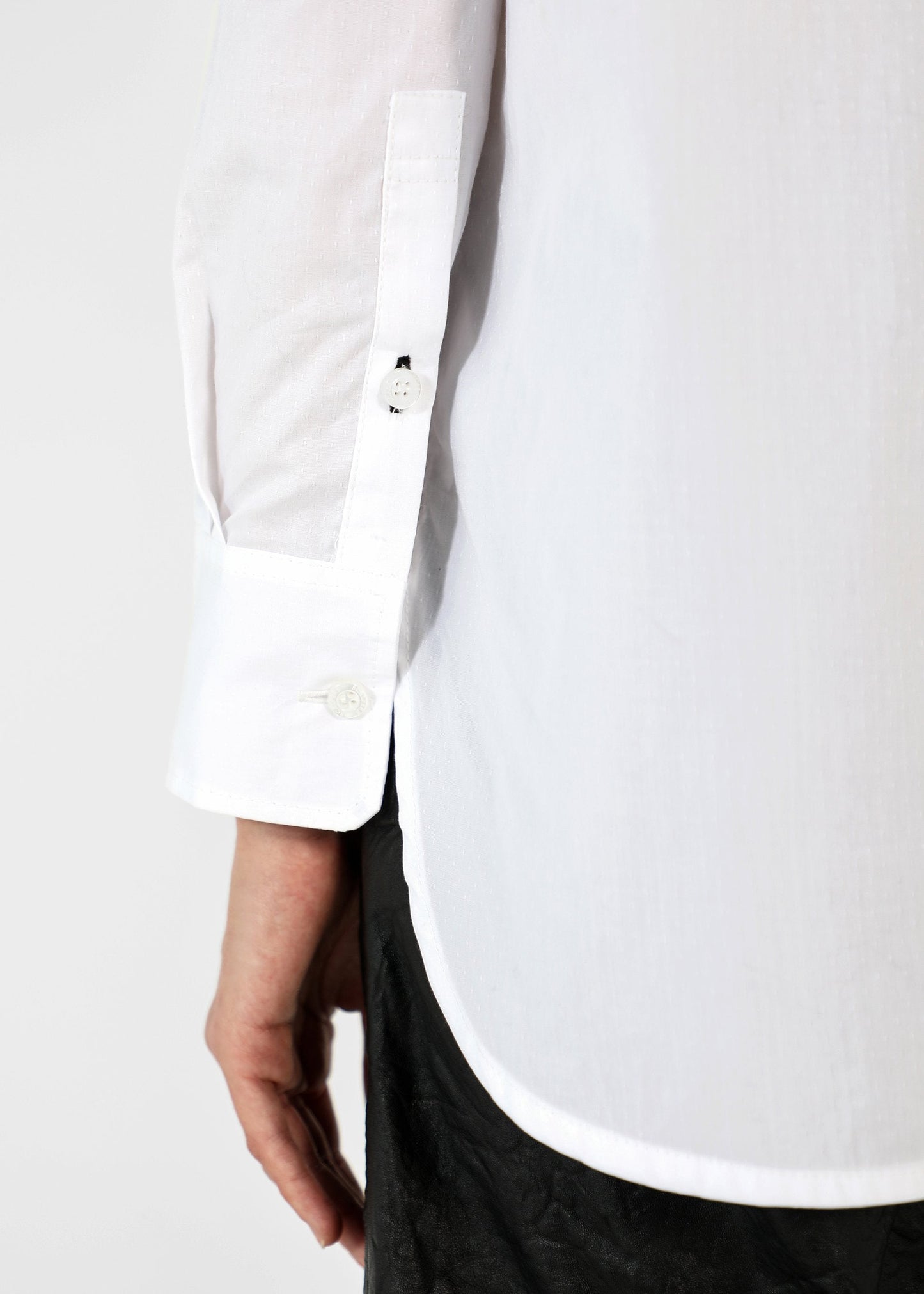 CAMISA JACQUARD BOLINHAS