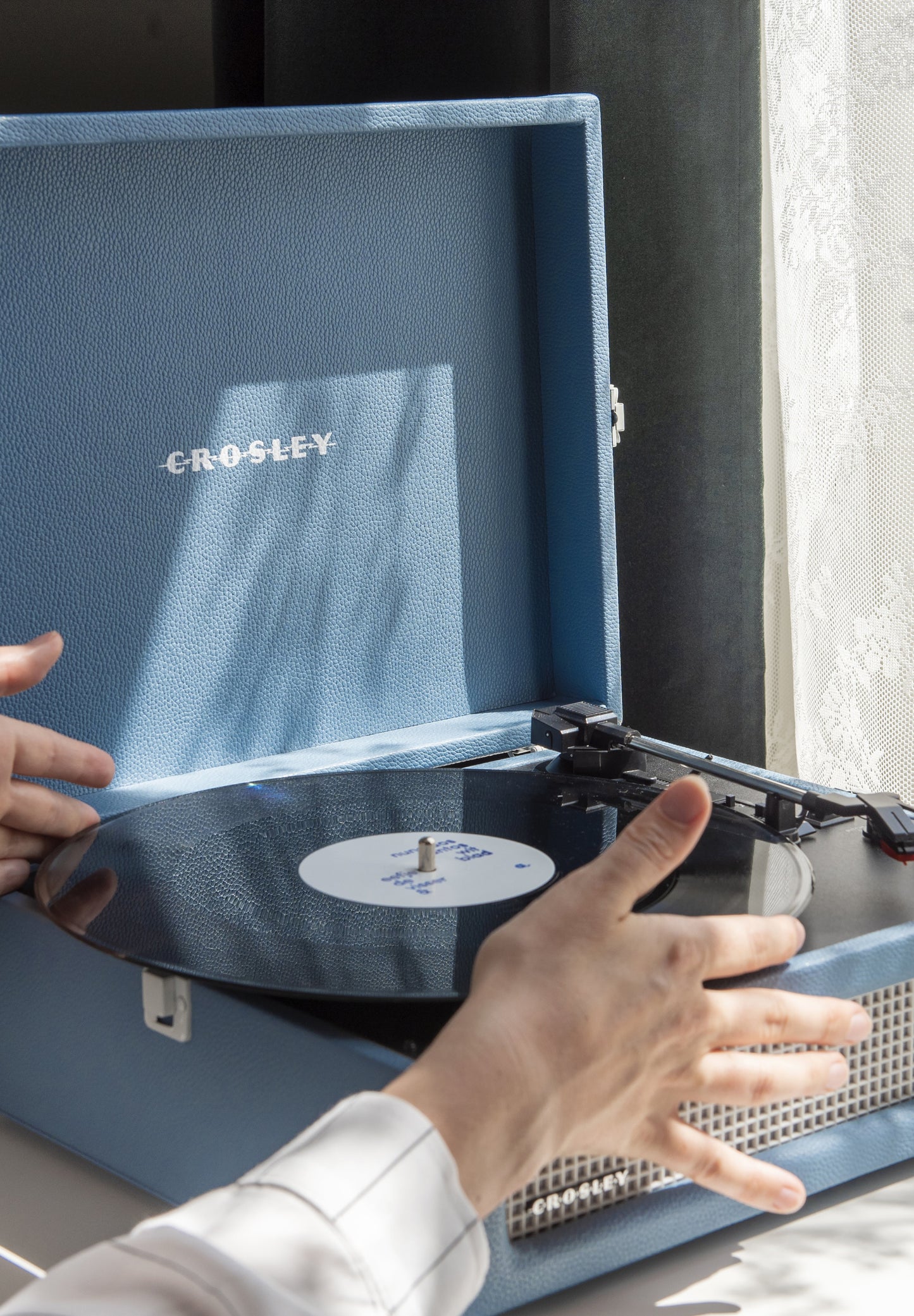 CROSLEY | GIRA-DISCOS VOYAGER