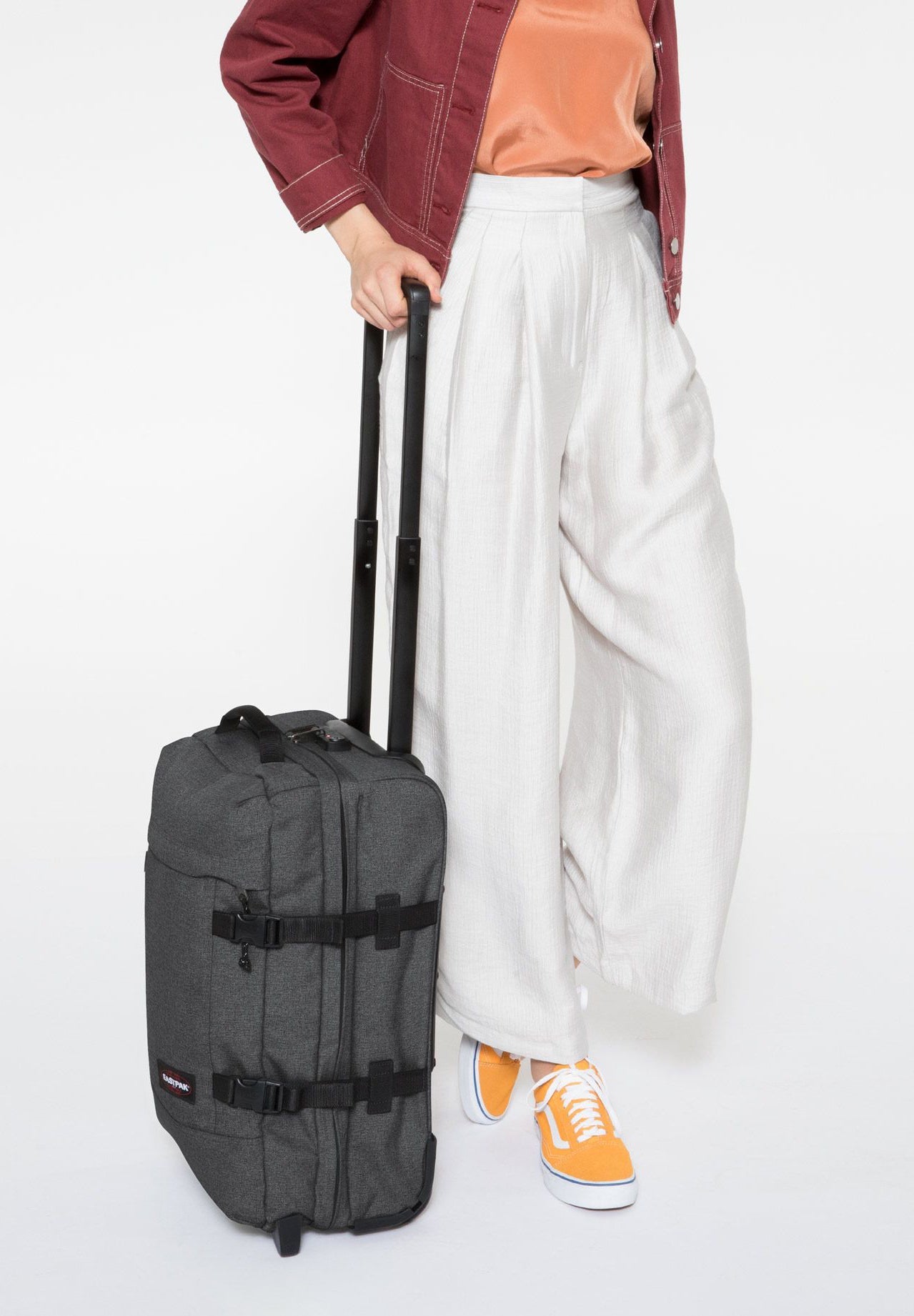 EASTPAK | MALA DE RODAS TRANVERZ S