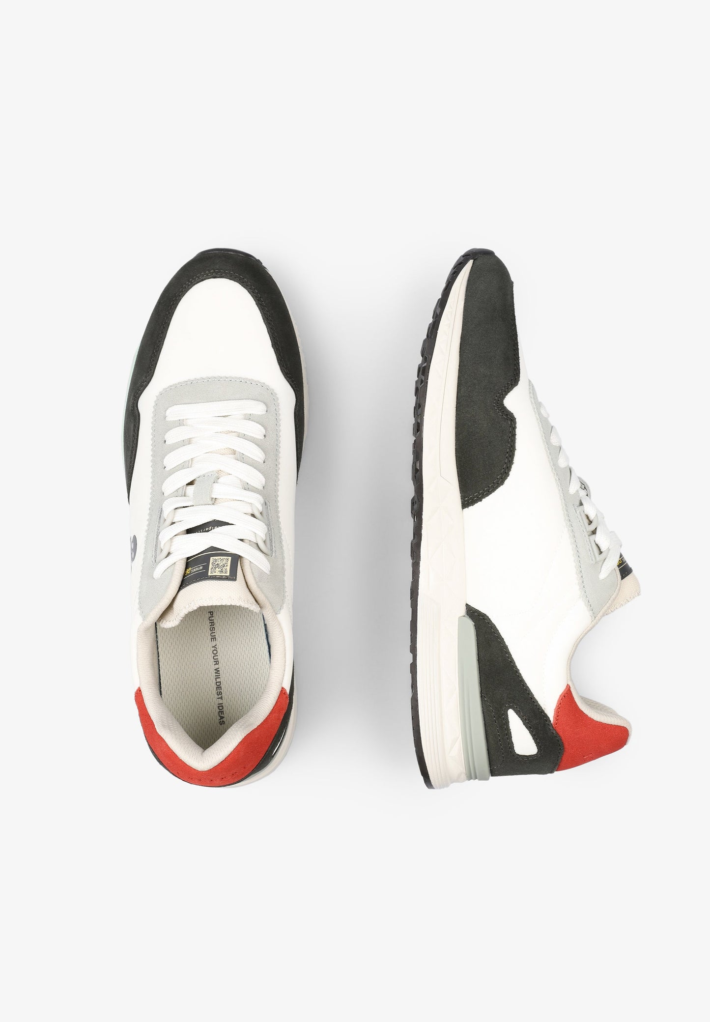 SAPATILHAS COM LOGO LATERAL