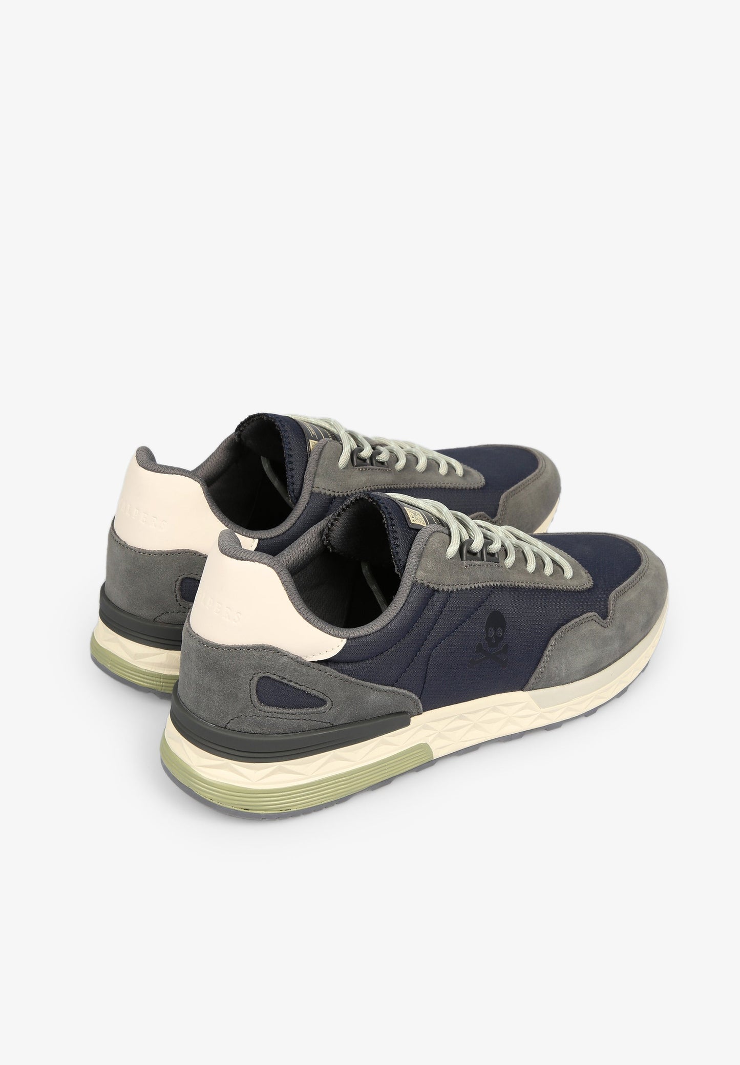 SAPATILHAS COM LOGO LATERAL