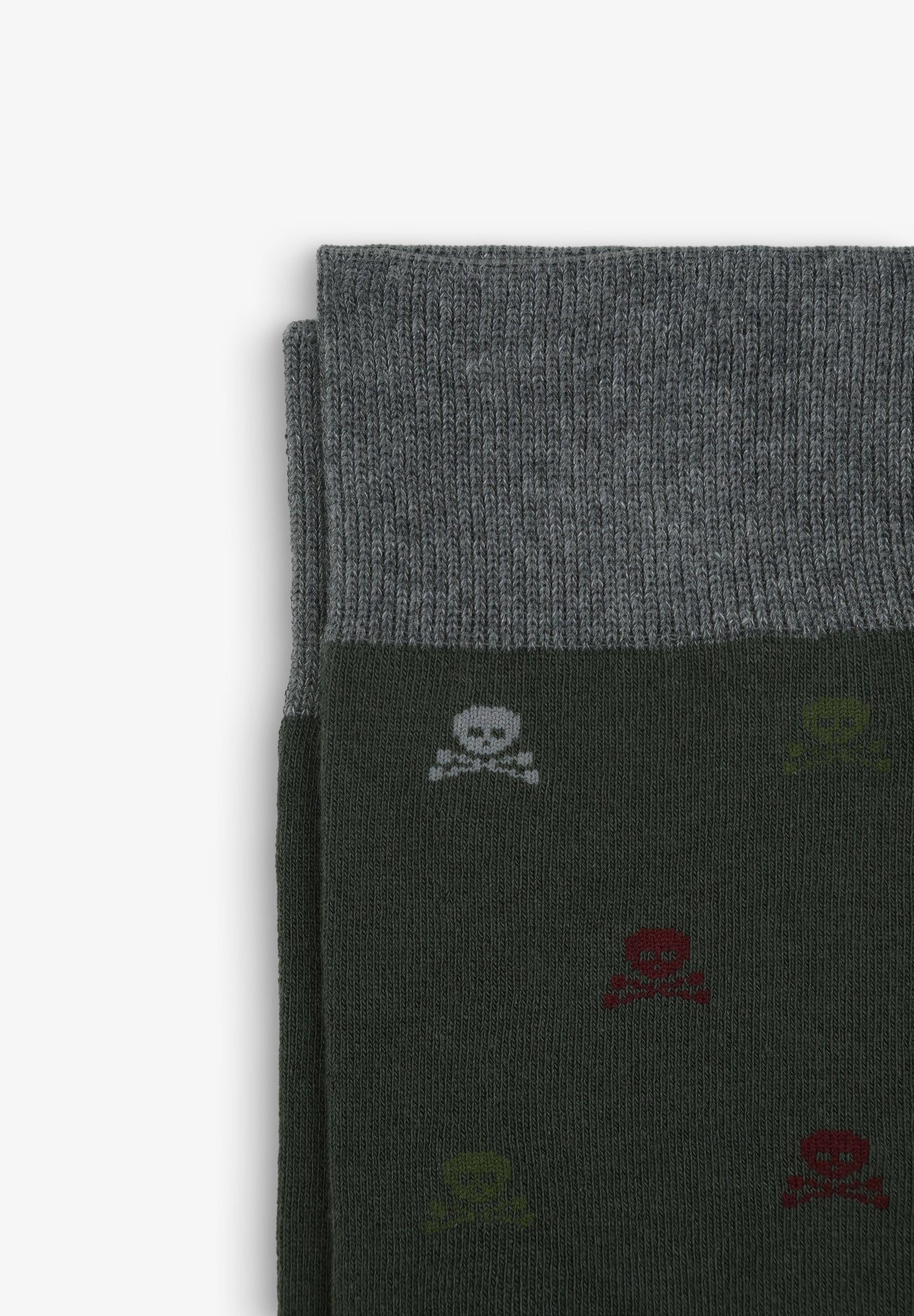 MEIAS COM SKULLS