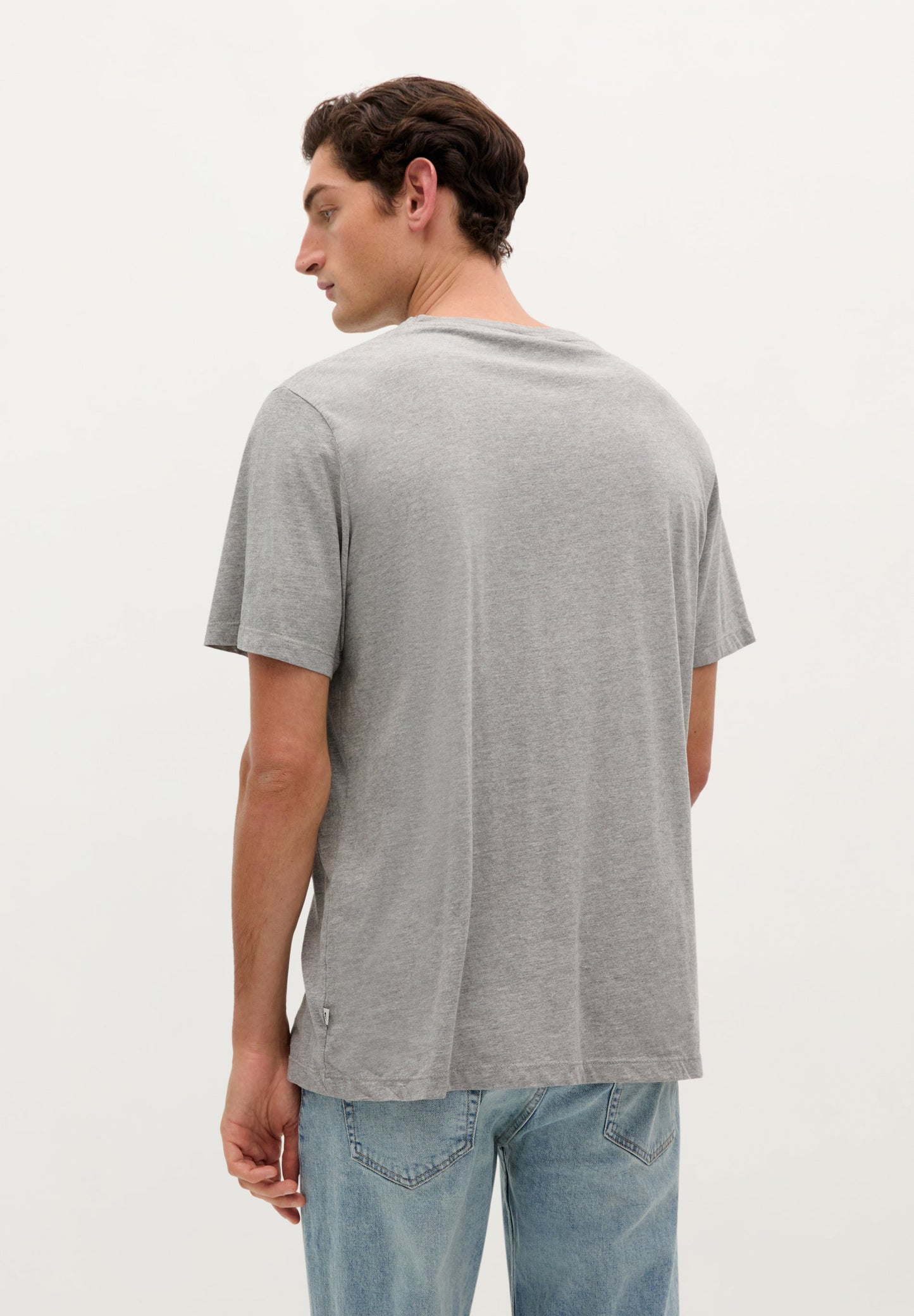 T-SHIRT BÁSICA COM SKULL RELAXED FIT