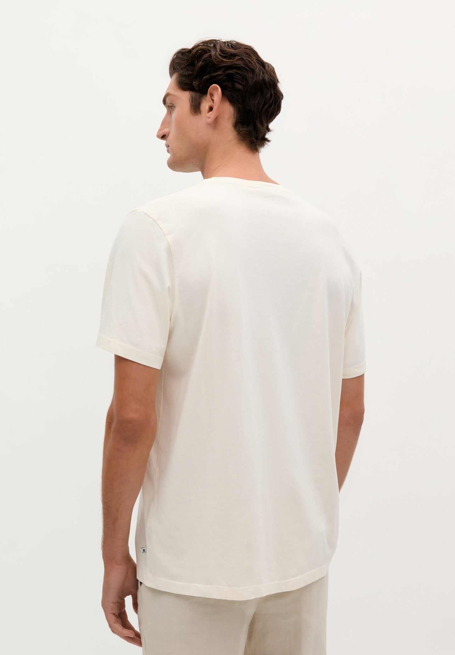 T-SHIRT BÁSICA COM SKULL RELAXED FIT