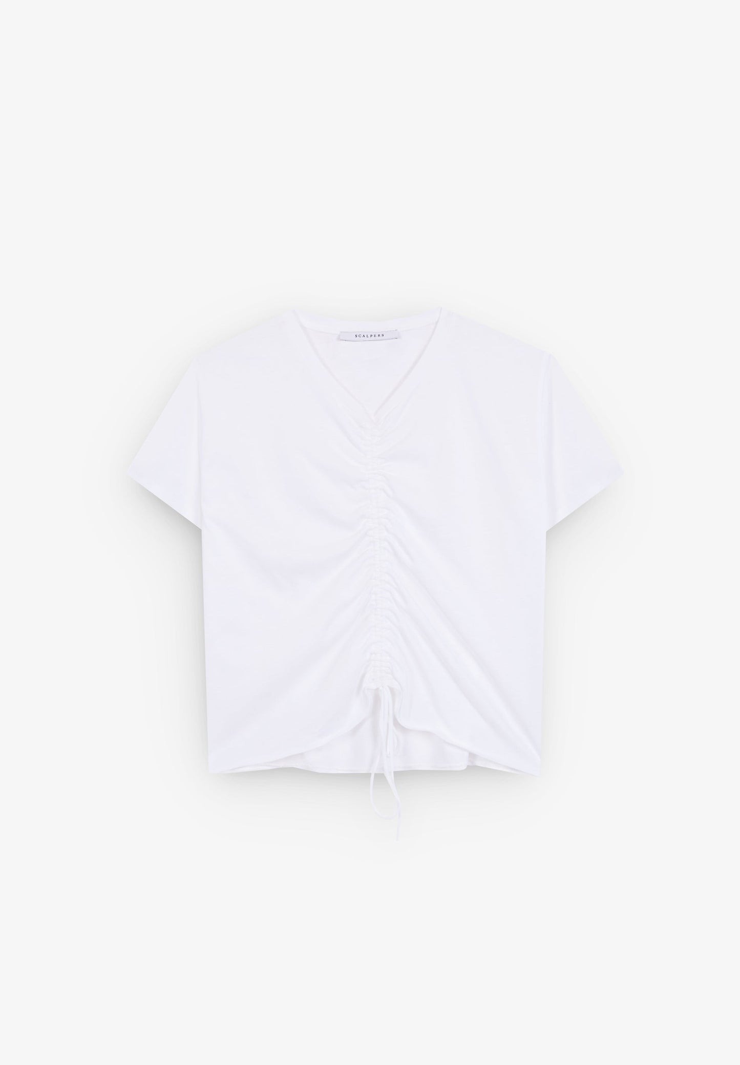 T-SHIRT COM PORMENOR DE FRANZIDO NA FRENTE