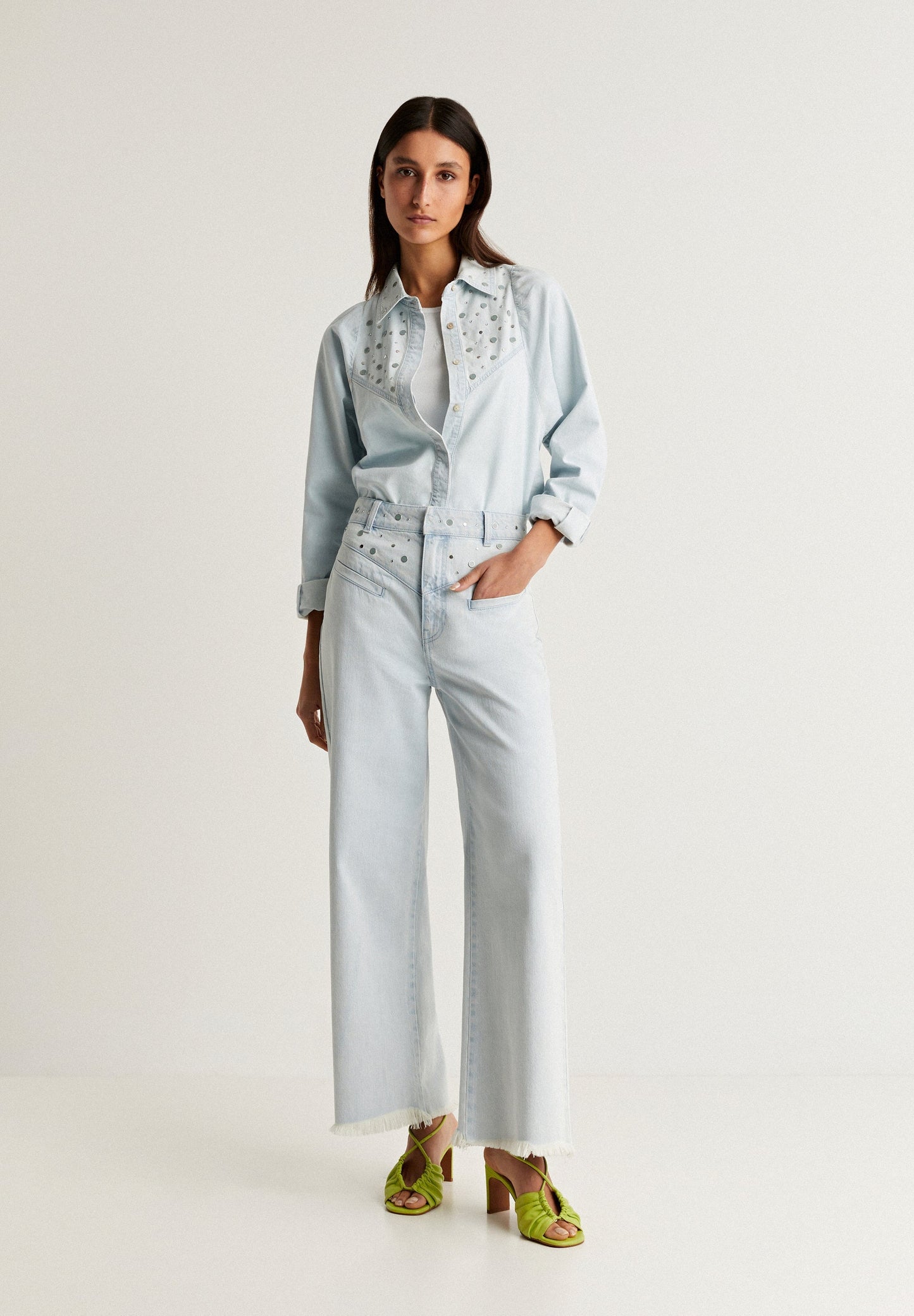 CALÇAS JEANS CULOTTE PORMENOR TACHAS
