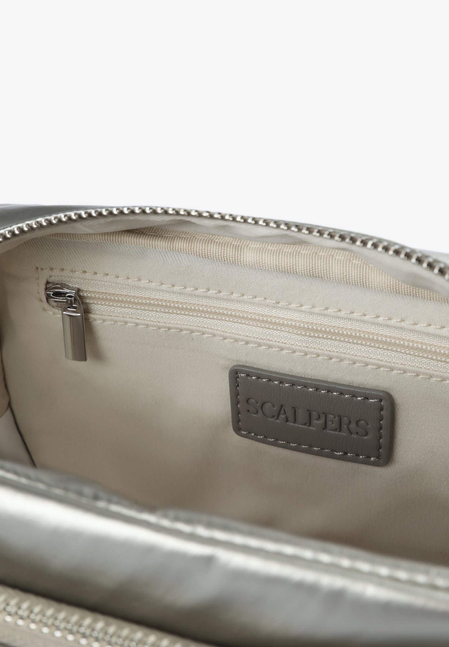 BOLSA A TIRACOLO COM BOLSOS