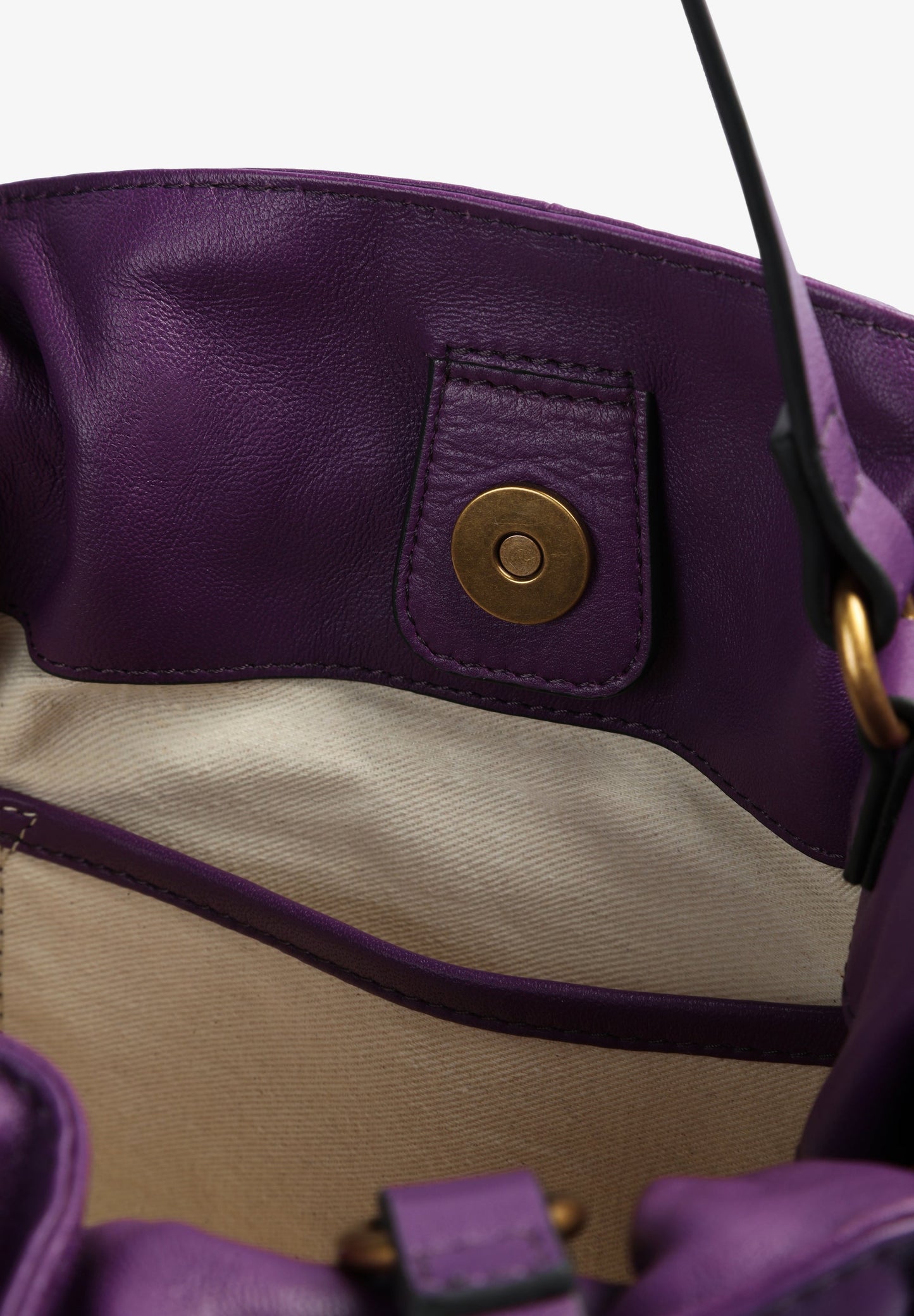 BOLSA OMBRO PELE PORMENORES FRANZIDOS