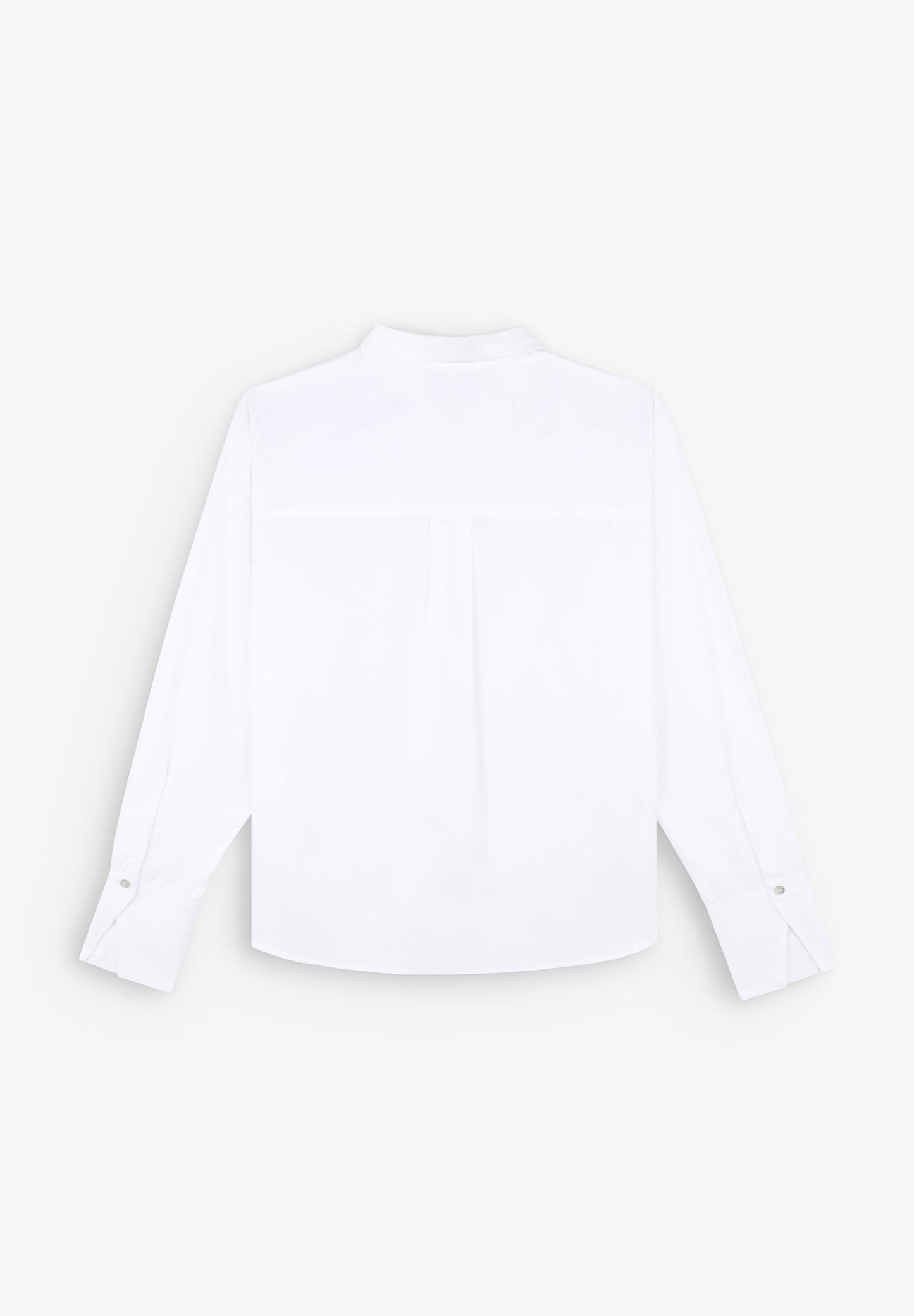 CAMISA COM PORMENOR DE STRASS