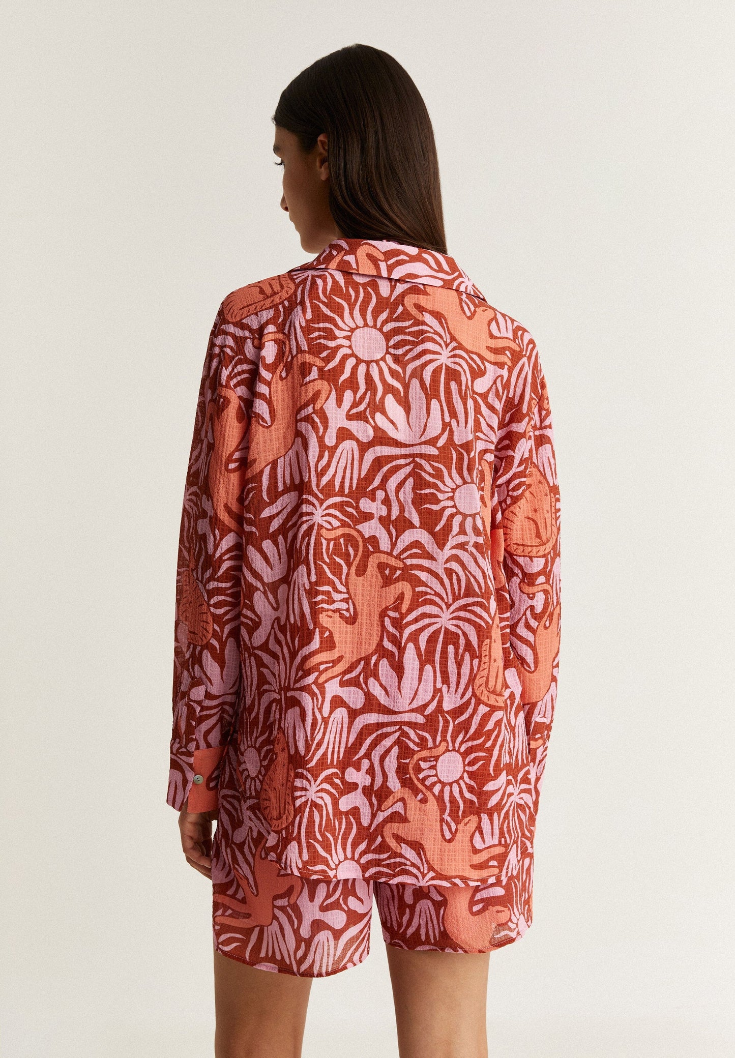 CAMISA PADRÃO FECHO LAÇO