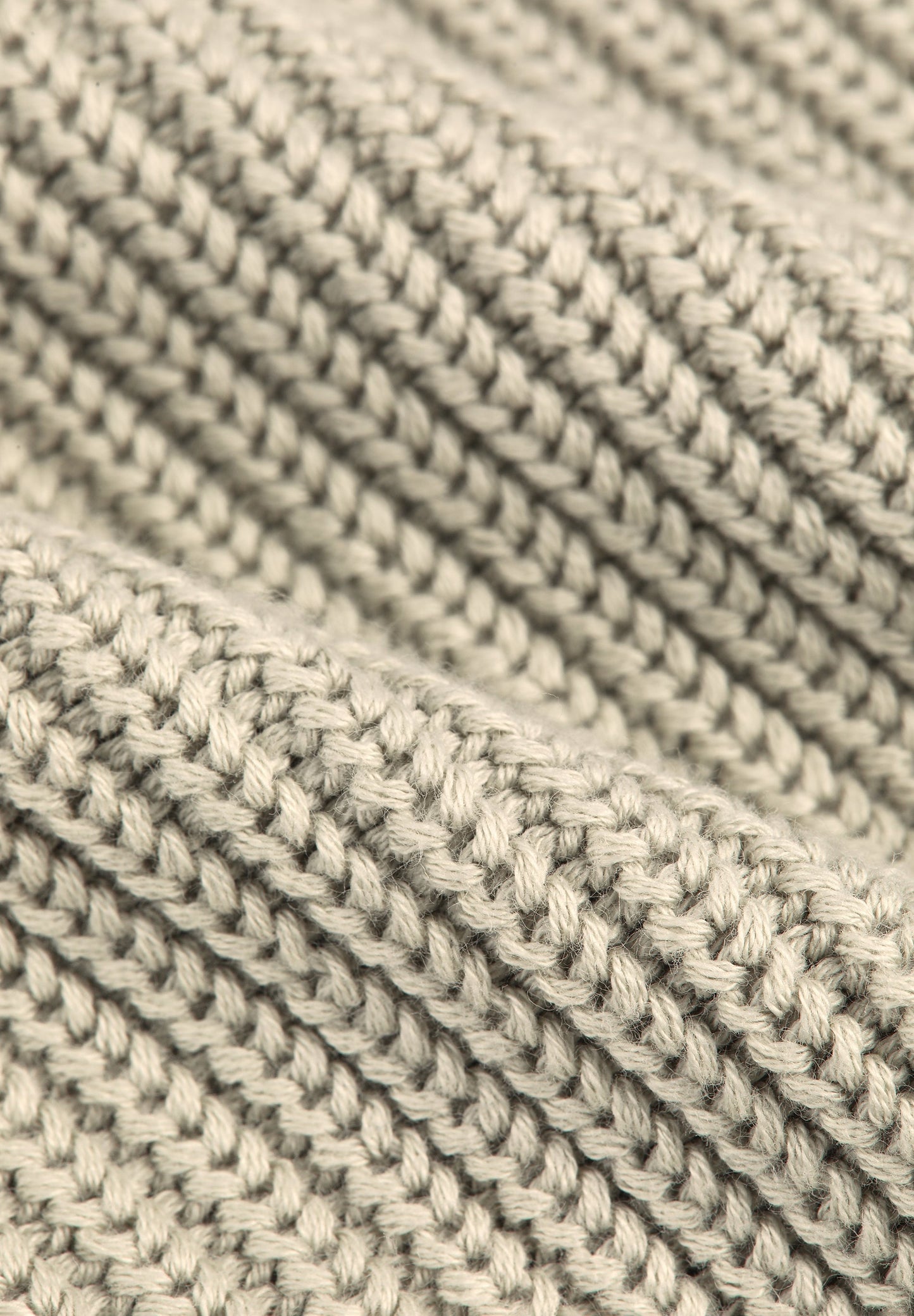 SWEATER EM PONTO PÉROLA