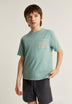 T-SHIRT COM BOLSO NO PEITO