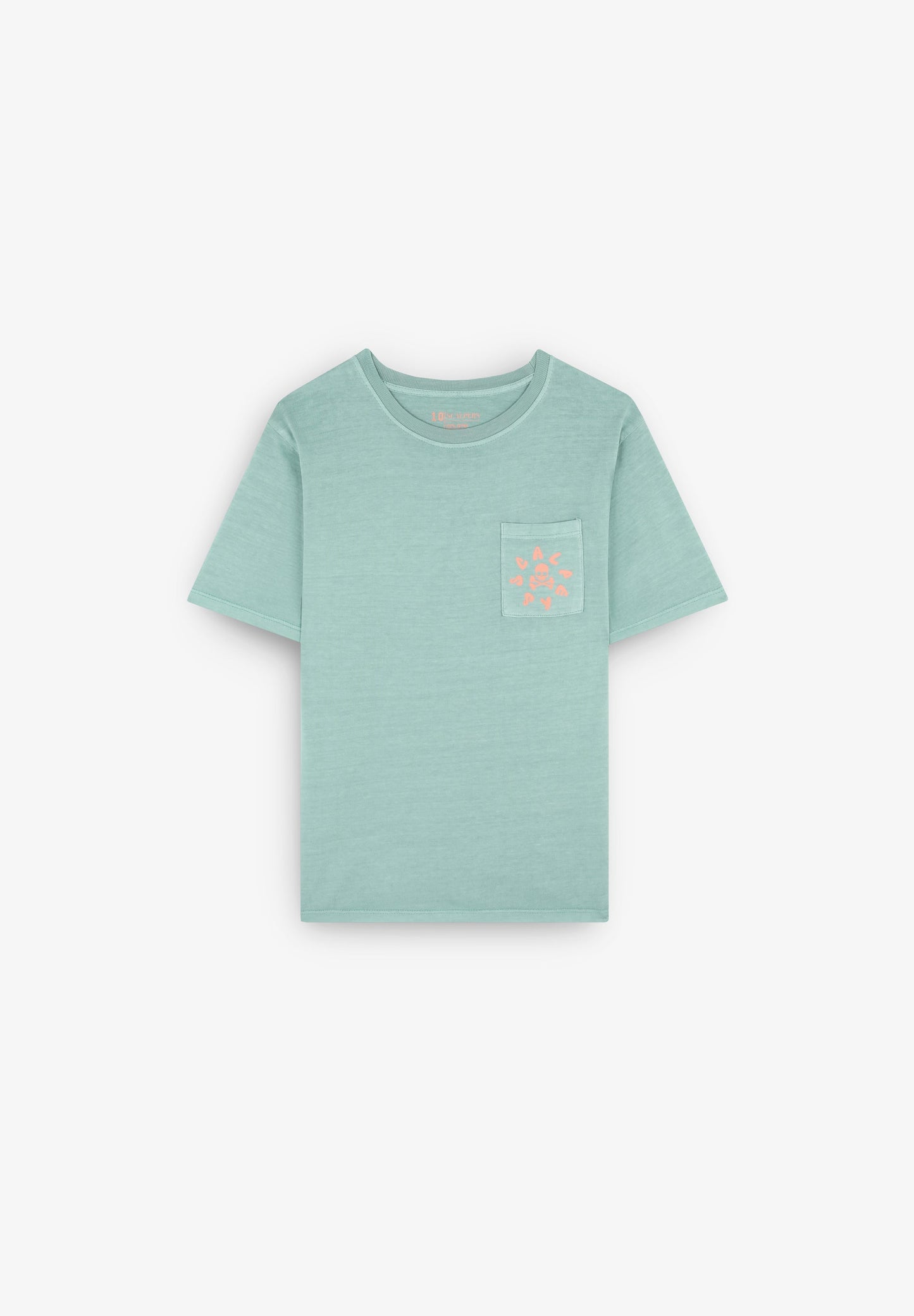 T-SHIRT COM BOLSO NO PEITO