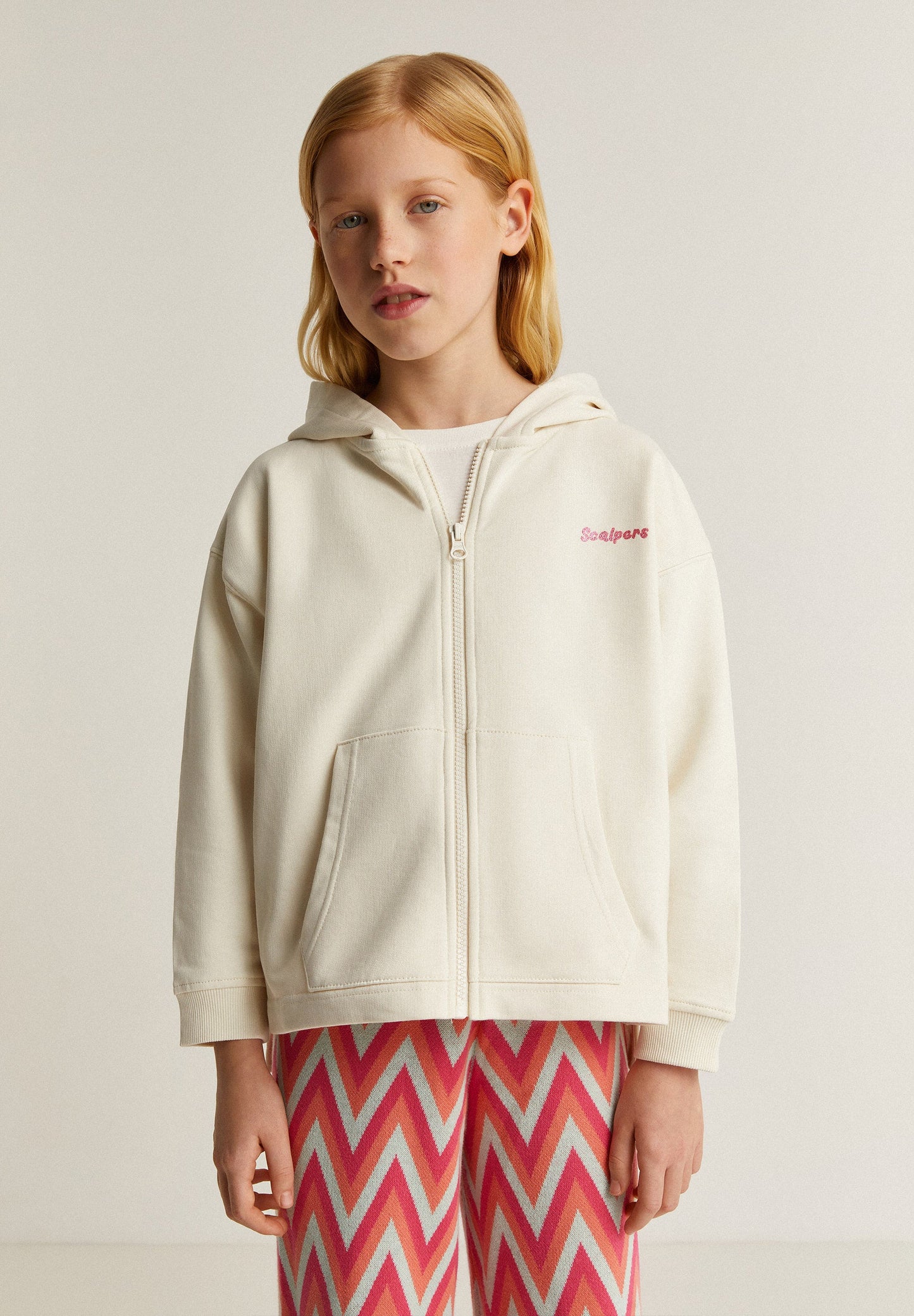 SWEATSHIRT COM CAPUZ COM SKULL EM GLITTER