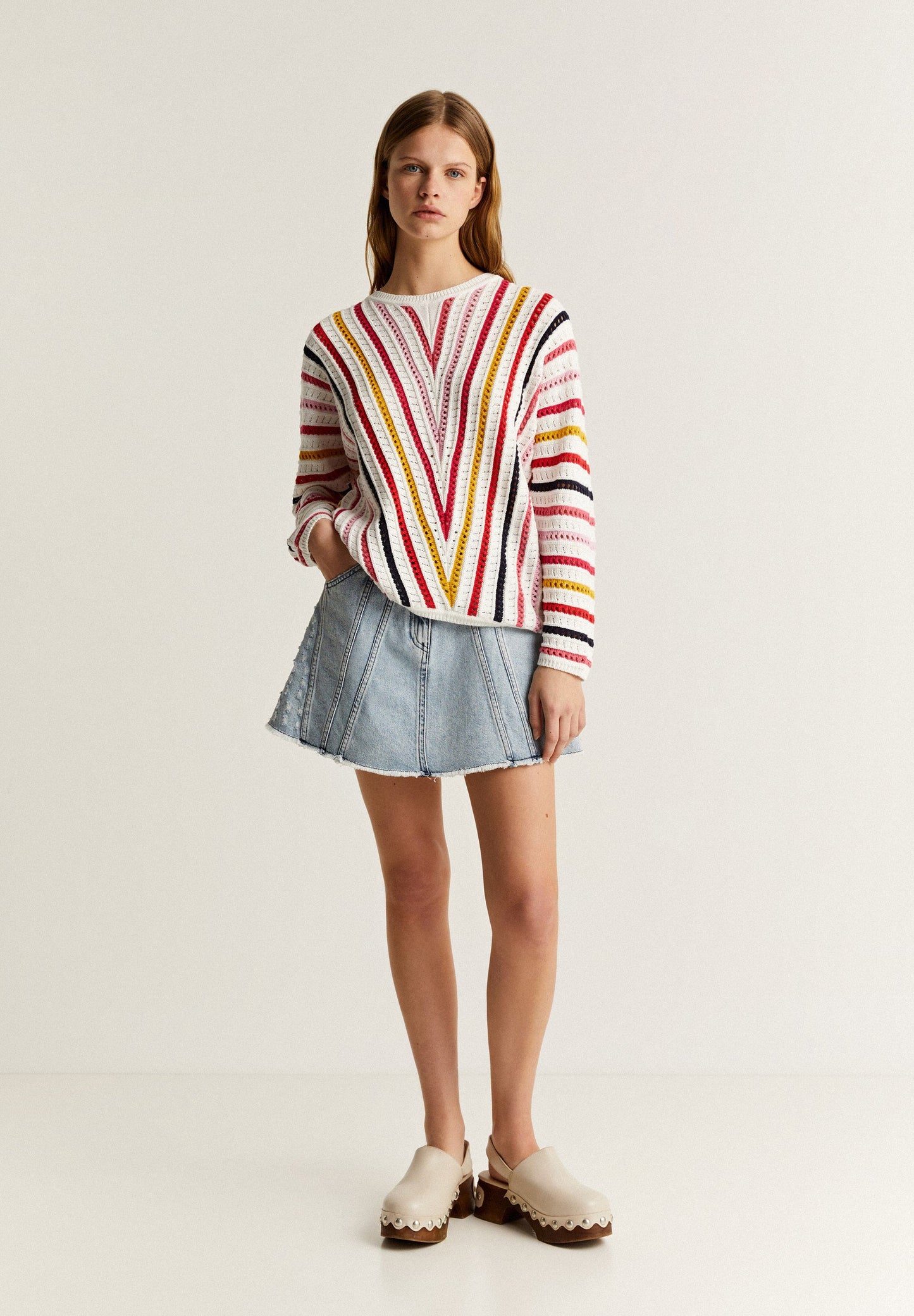 CAMISOLA DE MALHA COM ESTRUTURA