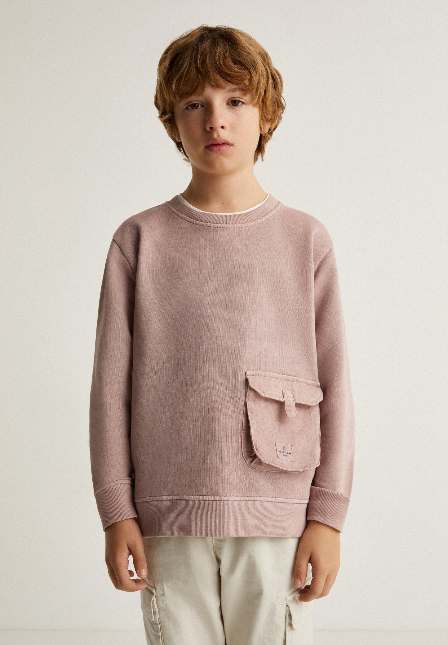 SWEATSHIRT COM BOLSO TIPO FOLE