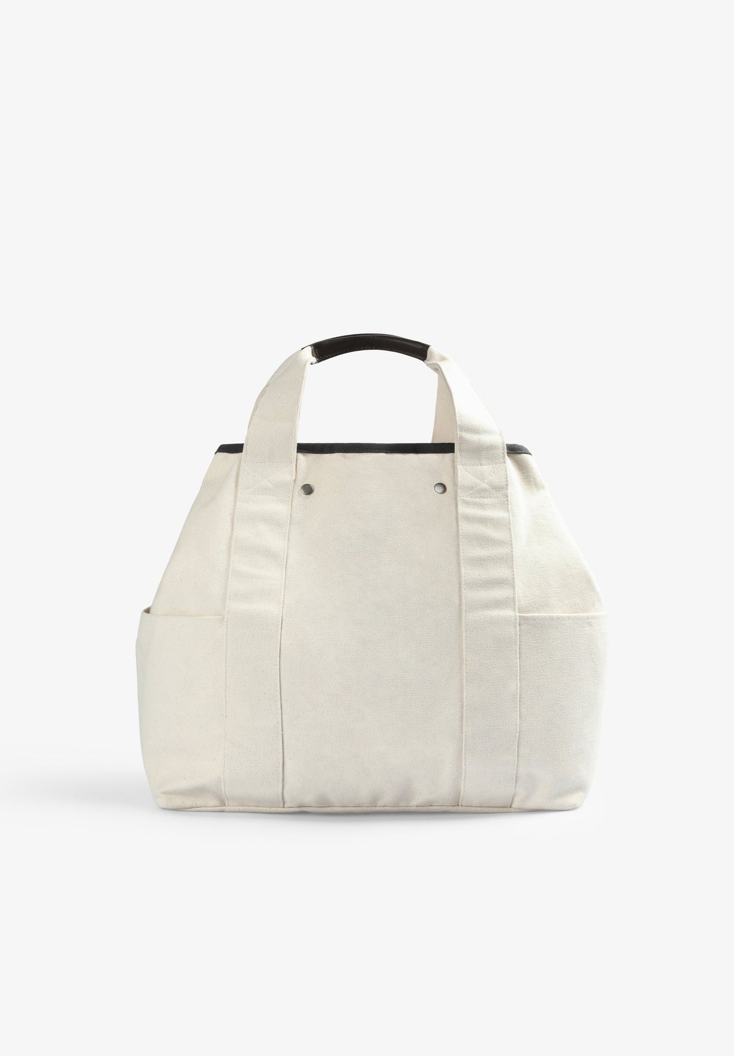 BOLSA COM PORMENORES EM PELE