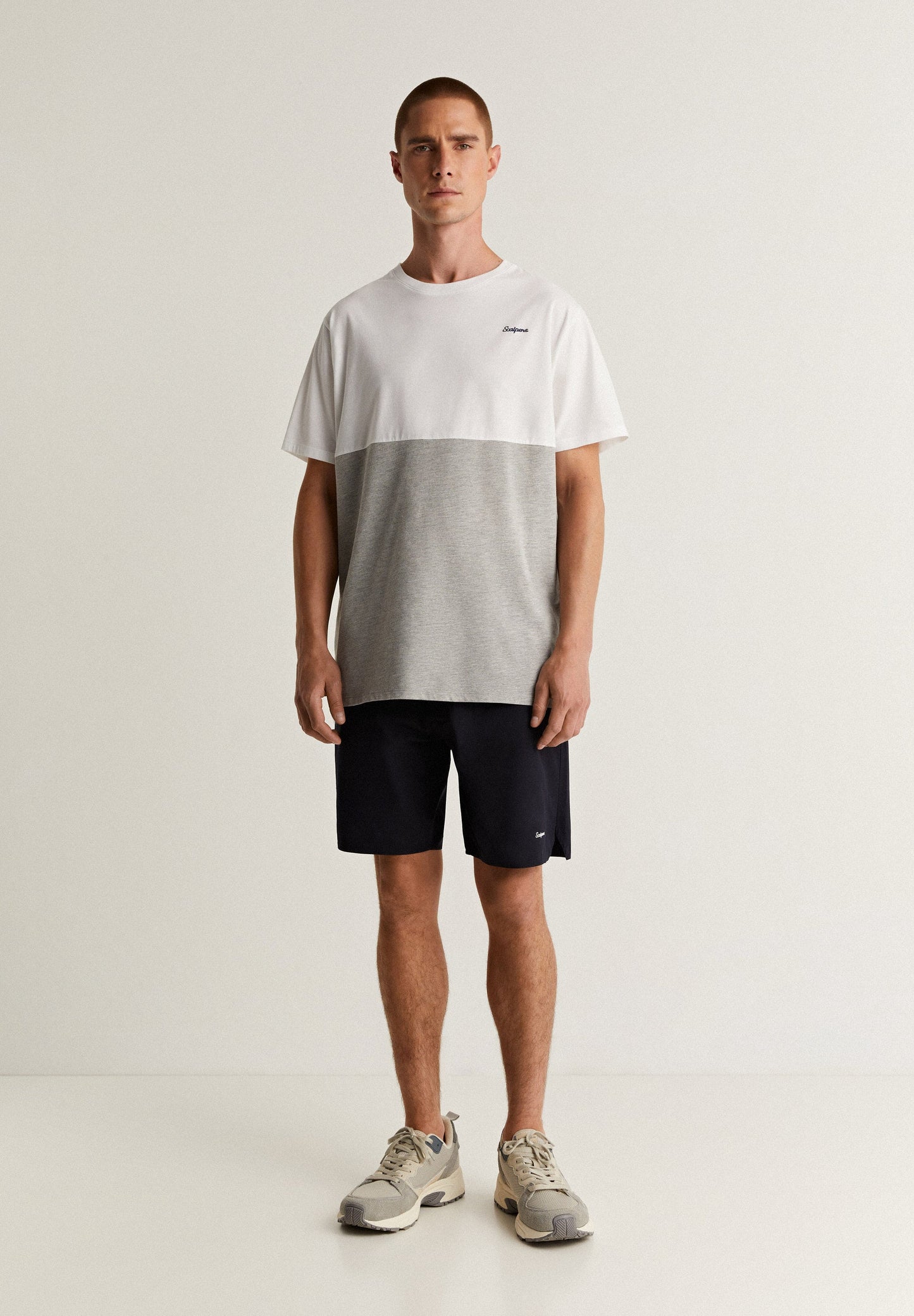 T-SHIRT DESPORTIVA BICOLOR