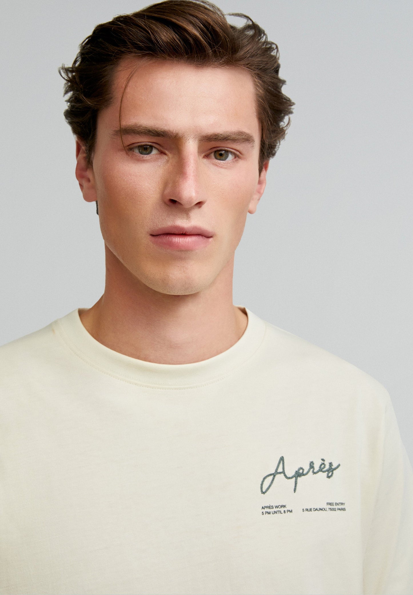 T-SHIRT BORDADA