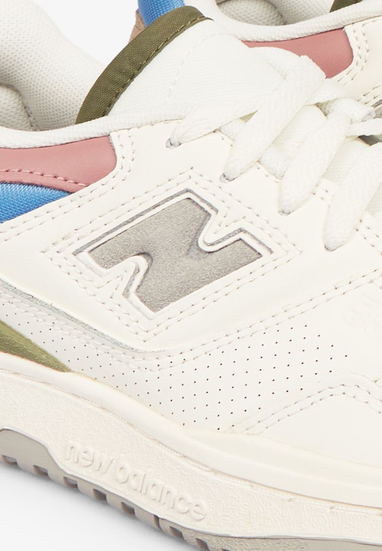 NEW BALANCE | SAPATILHAS 550 DE MULHER