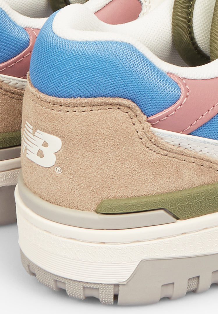 NEW BALANCE | SAPATILHAS 550 DE MULHER