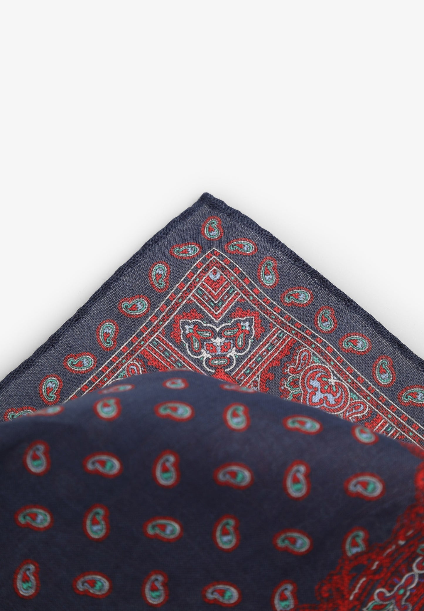 LENÇO DE BOLSO ALGODÃO COM ESTAMPADO PAISLEY