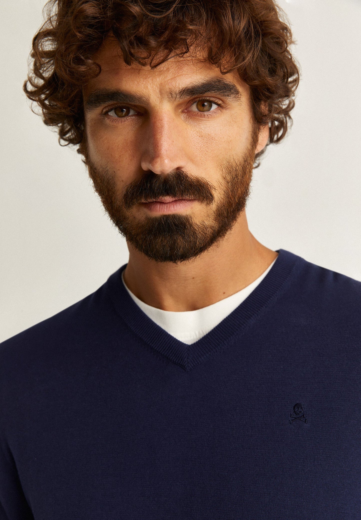 SKULL V NECK I