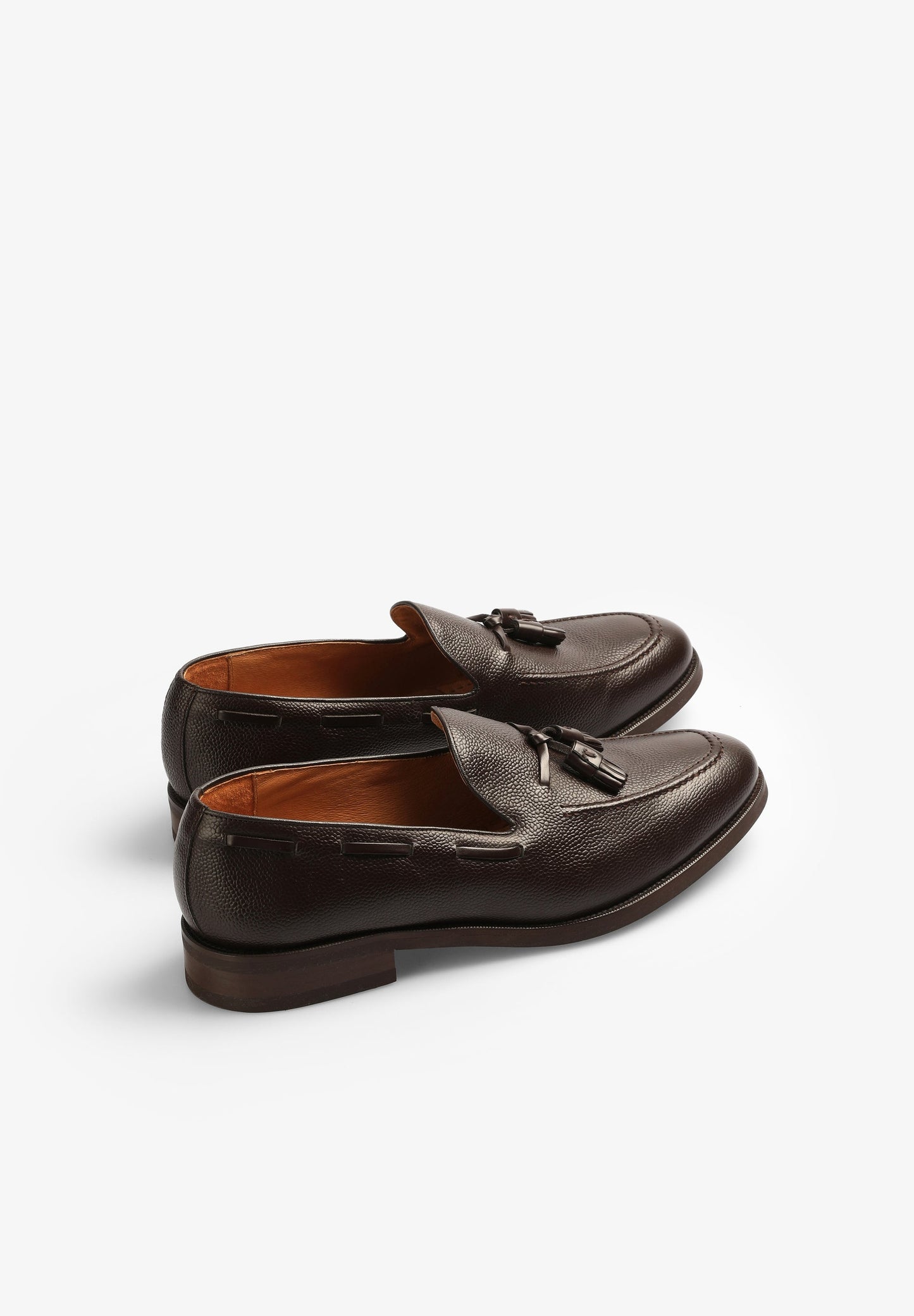 MOCASSINS EM PELE COM BORLAS