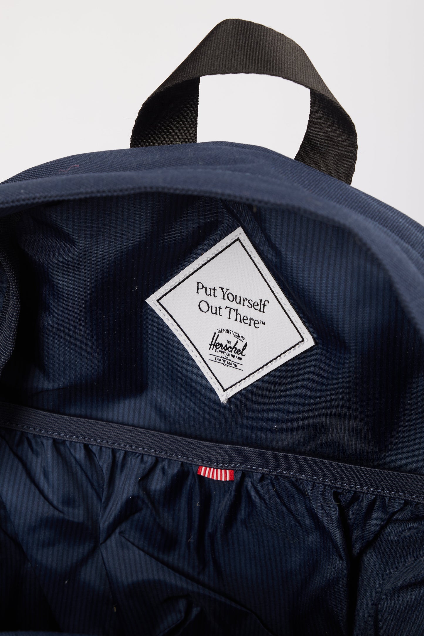 HERSCHEL SUPPLY | MOCHILA CLÁSSICA
