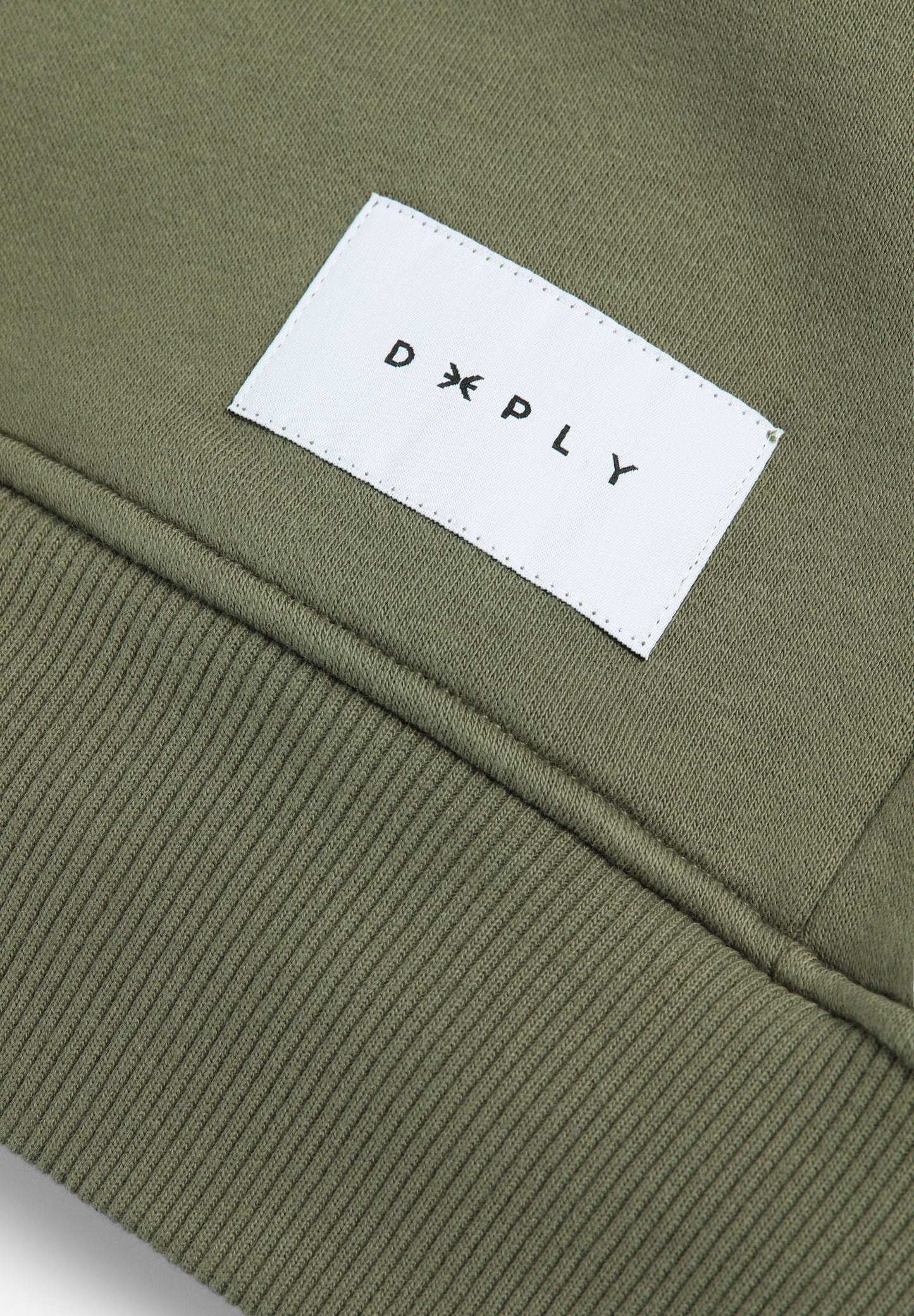 DEEPLY | SWEATSHIRT COM BOLSOS E CAPUZ