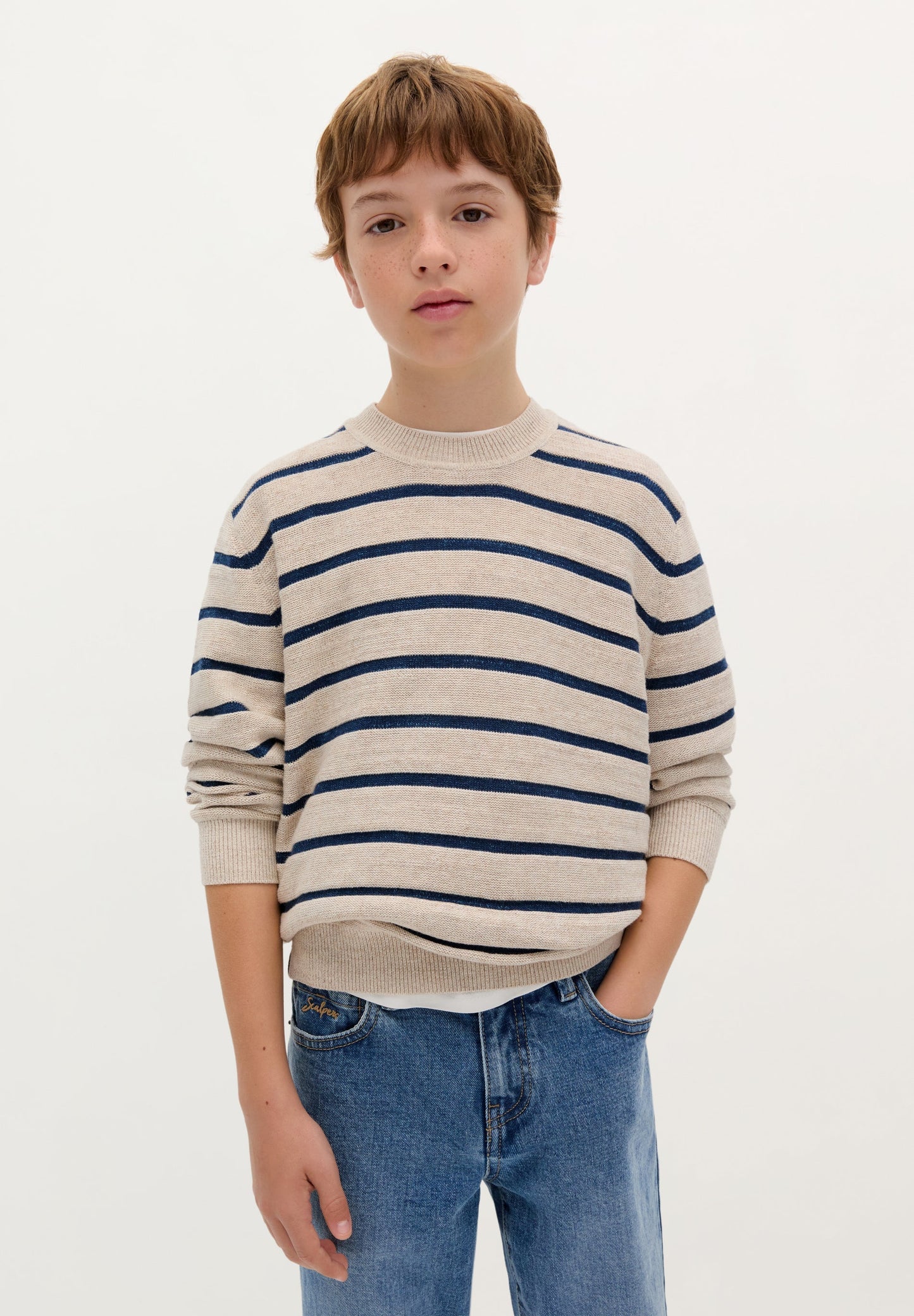 SWEATER ÀS RISCAS COM DECOTE REDONDO