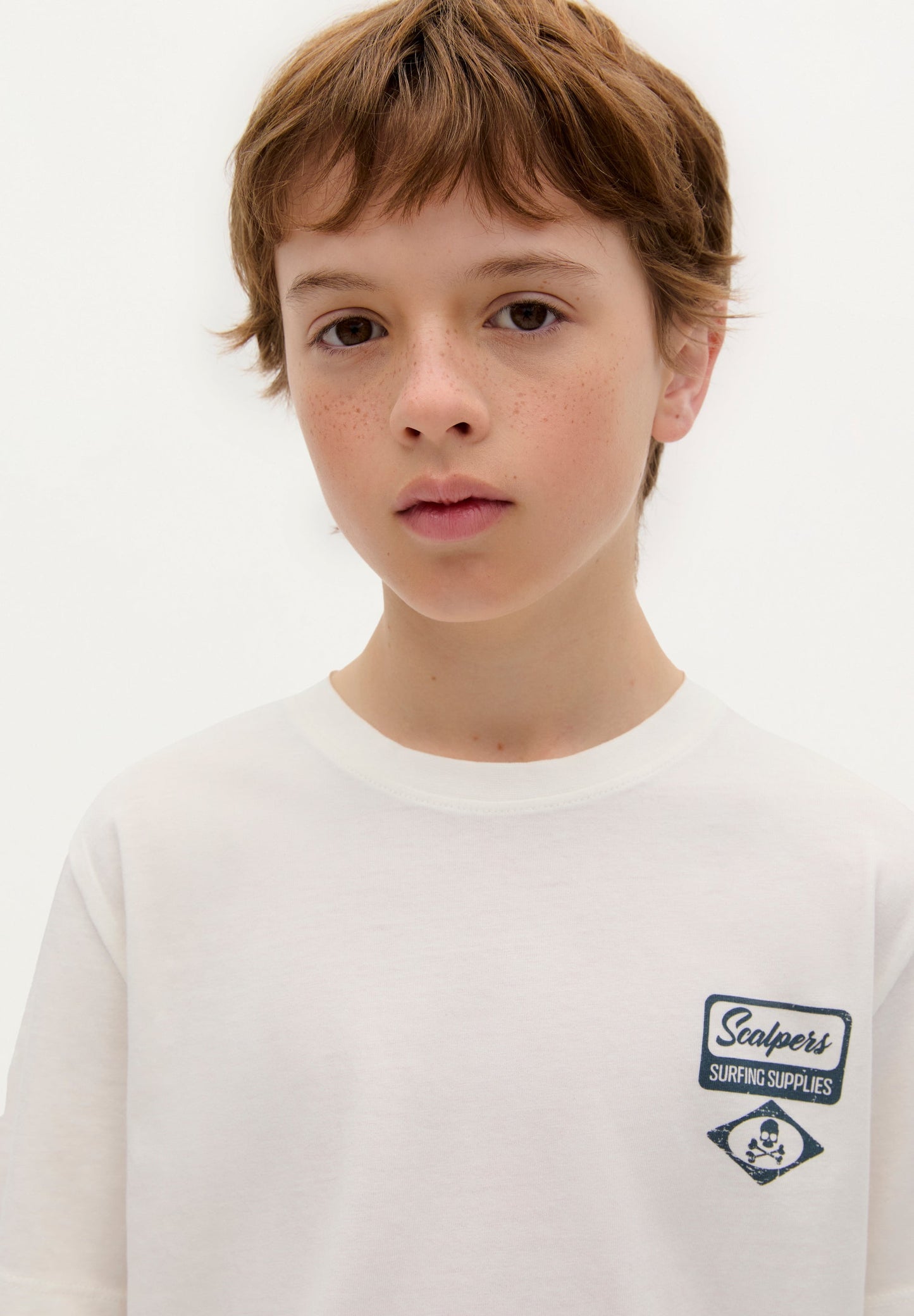 T-SHIRT COM PADRÃO SURF