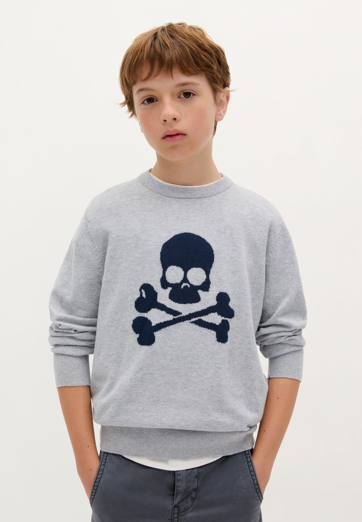 CAMISOLA COM SKULL A CONTRASTAR