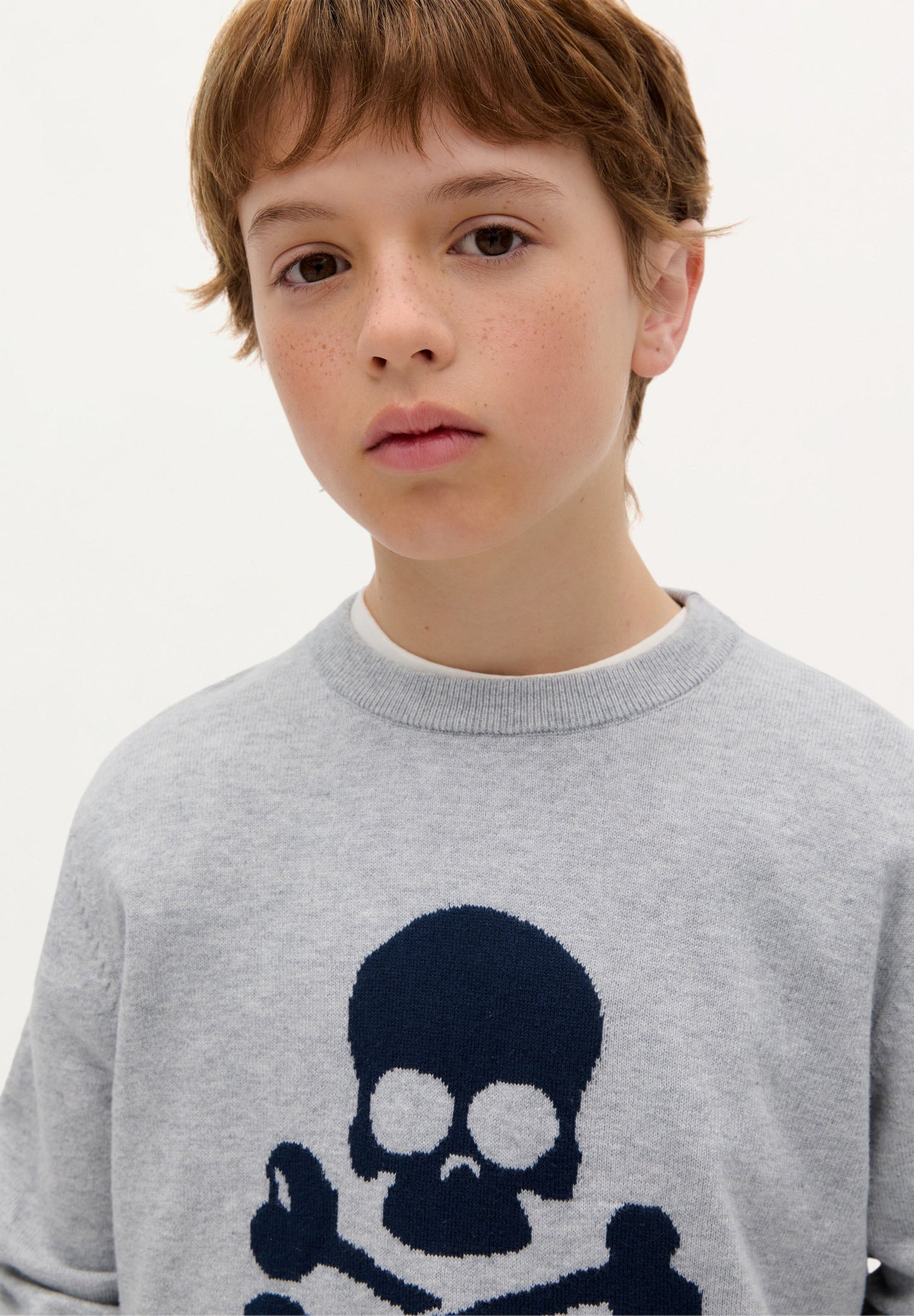 CAMISOLA COM SKULL A CONTRASTAR