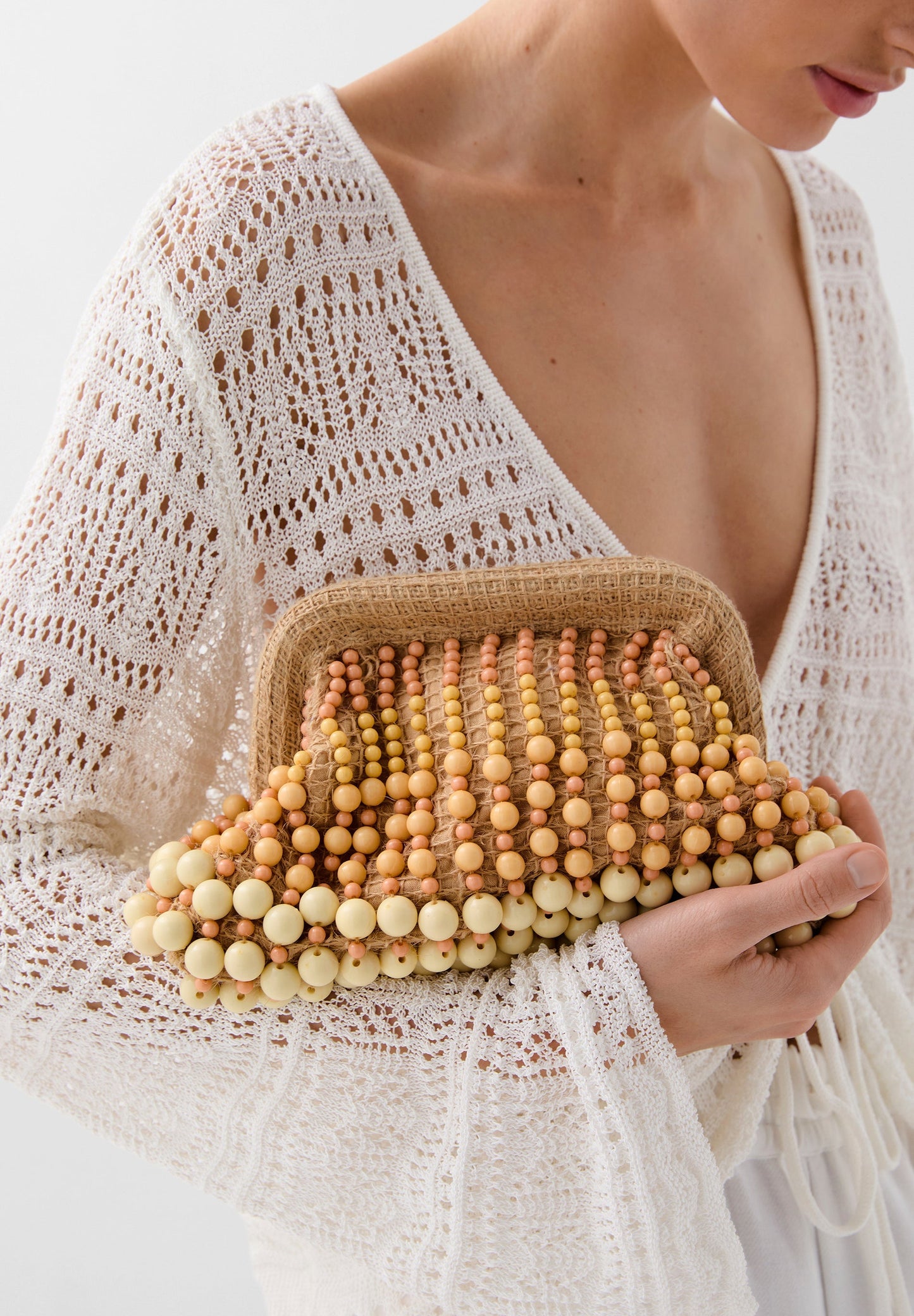 BOLSA EM CROCHÉ COM CONTAS