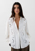 CAMISA COM DETALHES EM RENDA