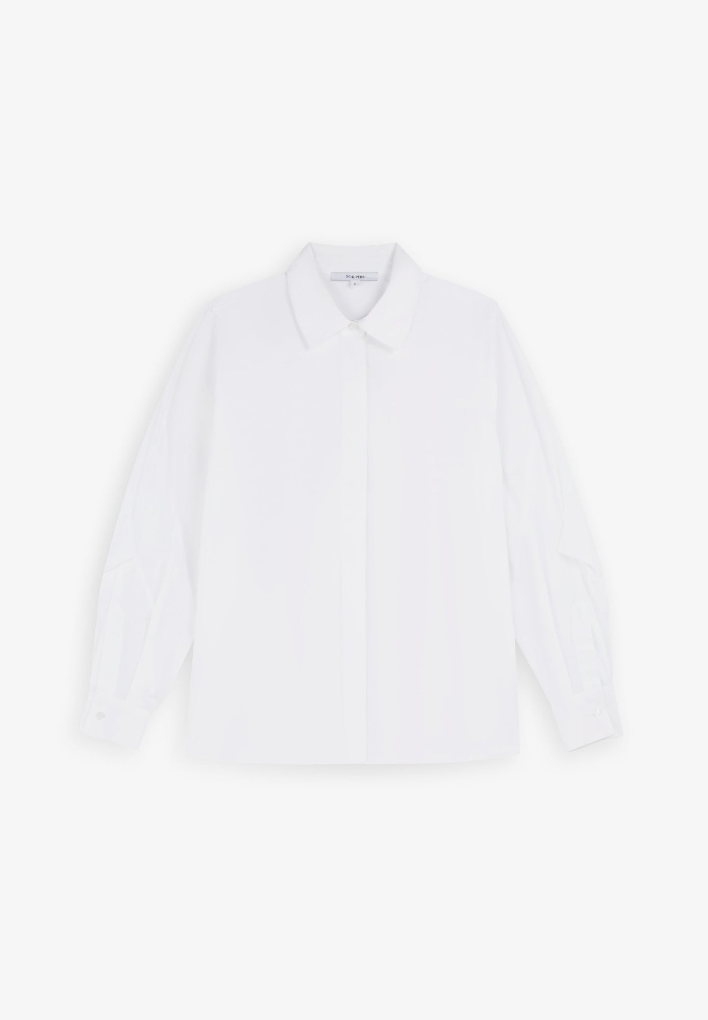 CAMISA COM PORMENORES PLISSADOS