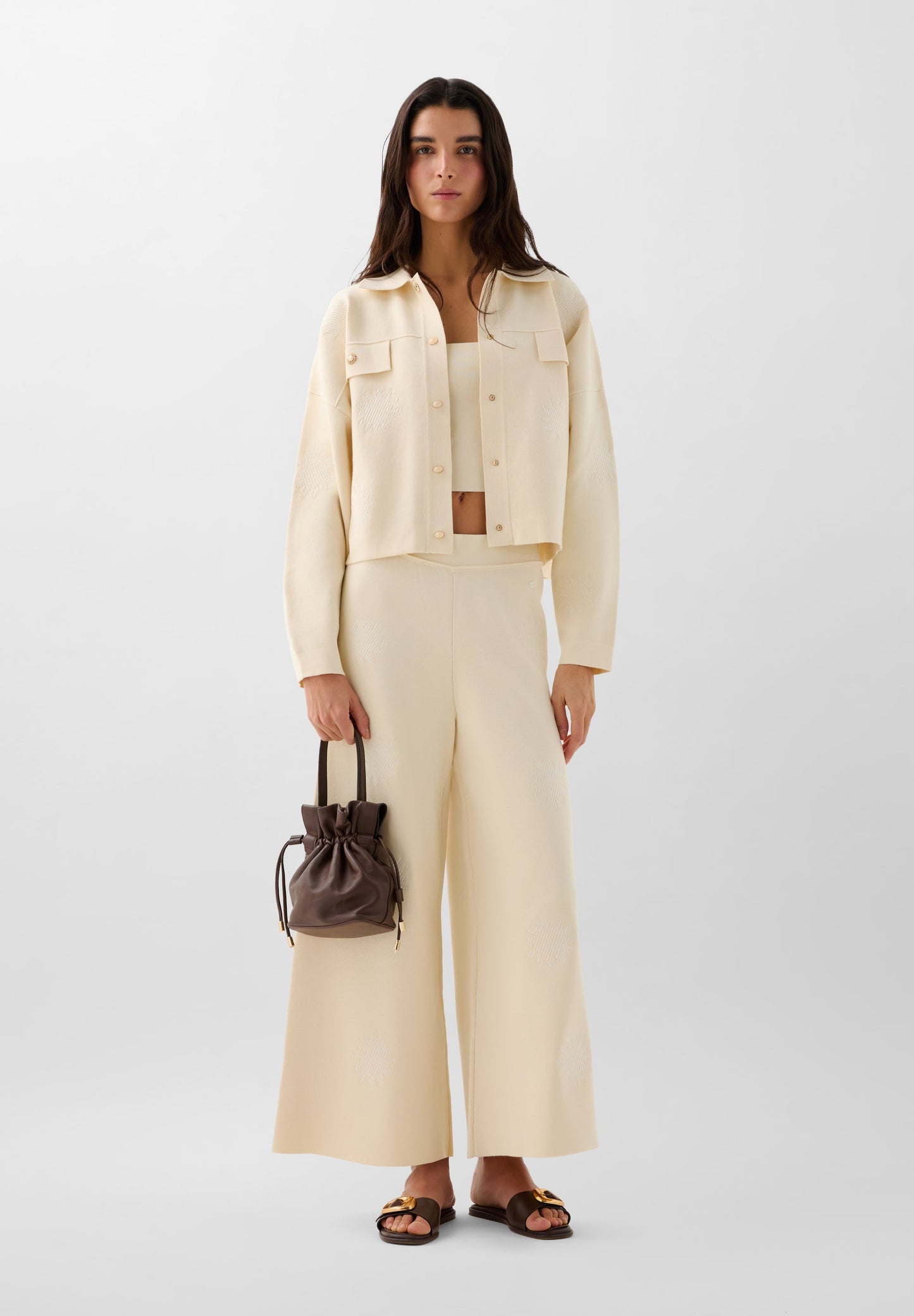 CARDIGAN DE MALHA COM PORMENORES DE SÓIS