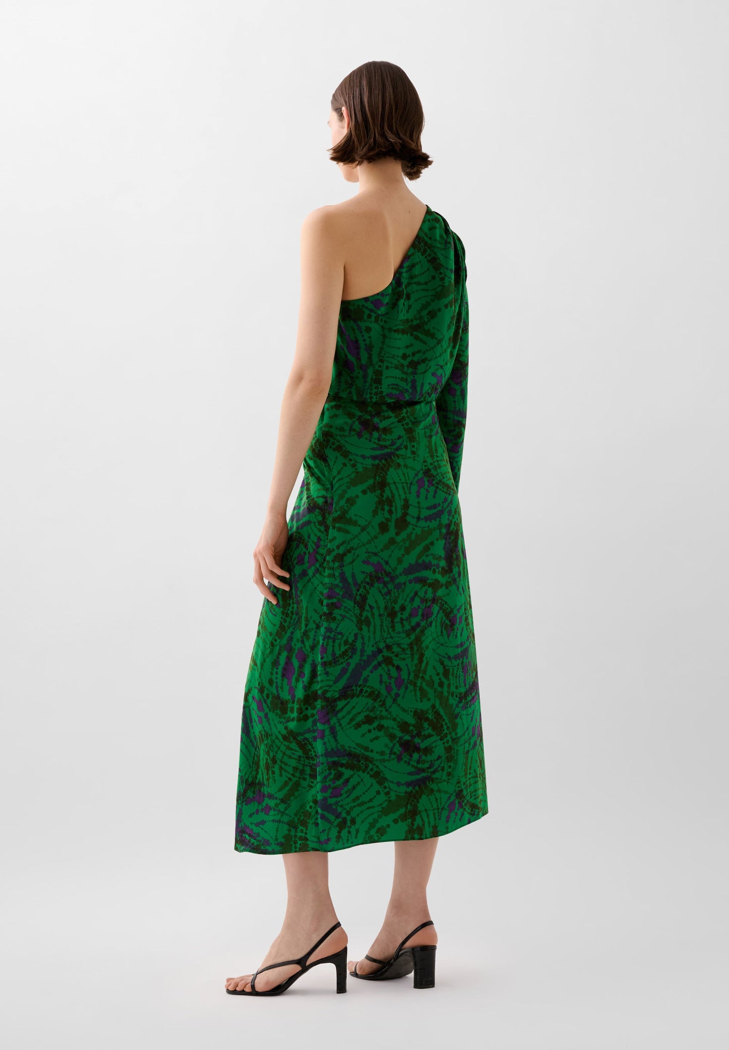 SAIA MIDI COM PADRÃO DRAPEADO