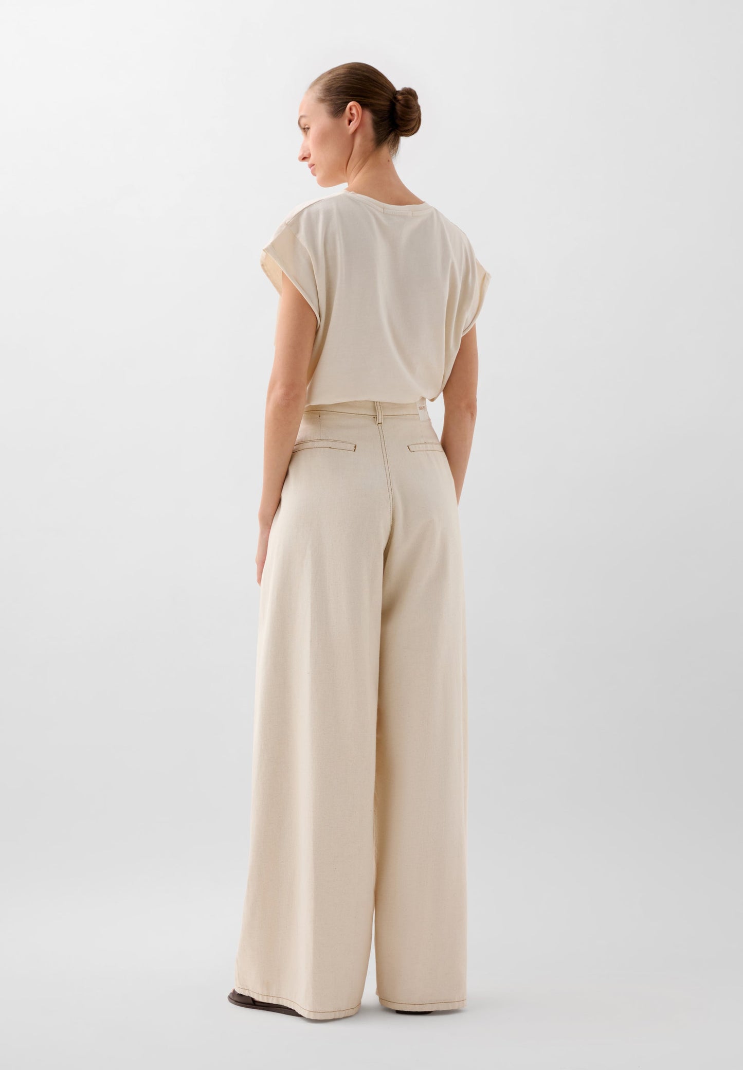 CALÇAS DENIM COM COSTURA