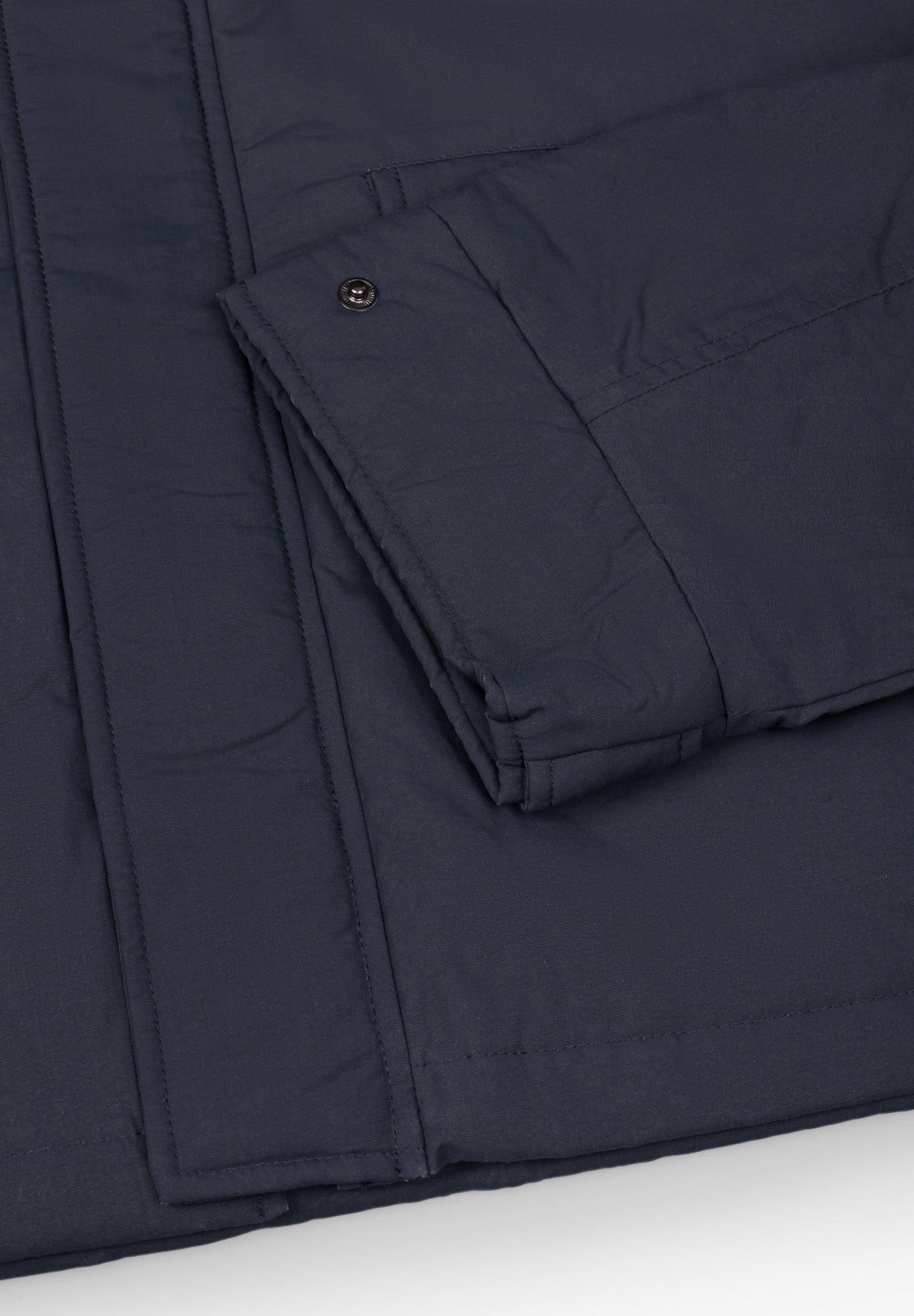 DEUS EX MACHINA | CASACO DENNIS TRANSITIONAL