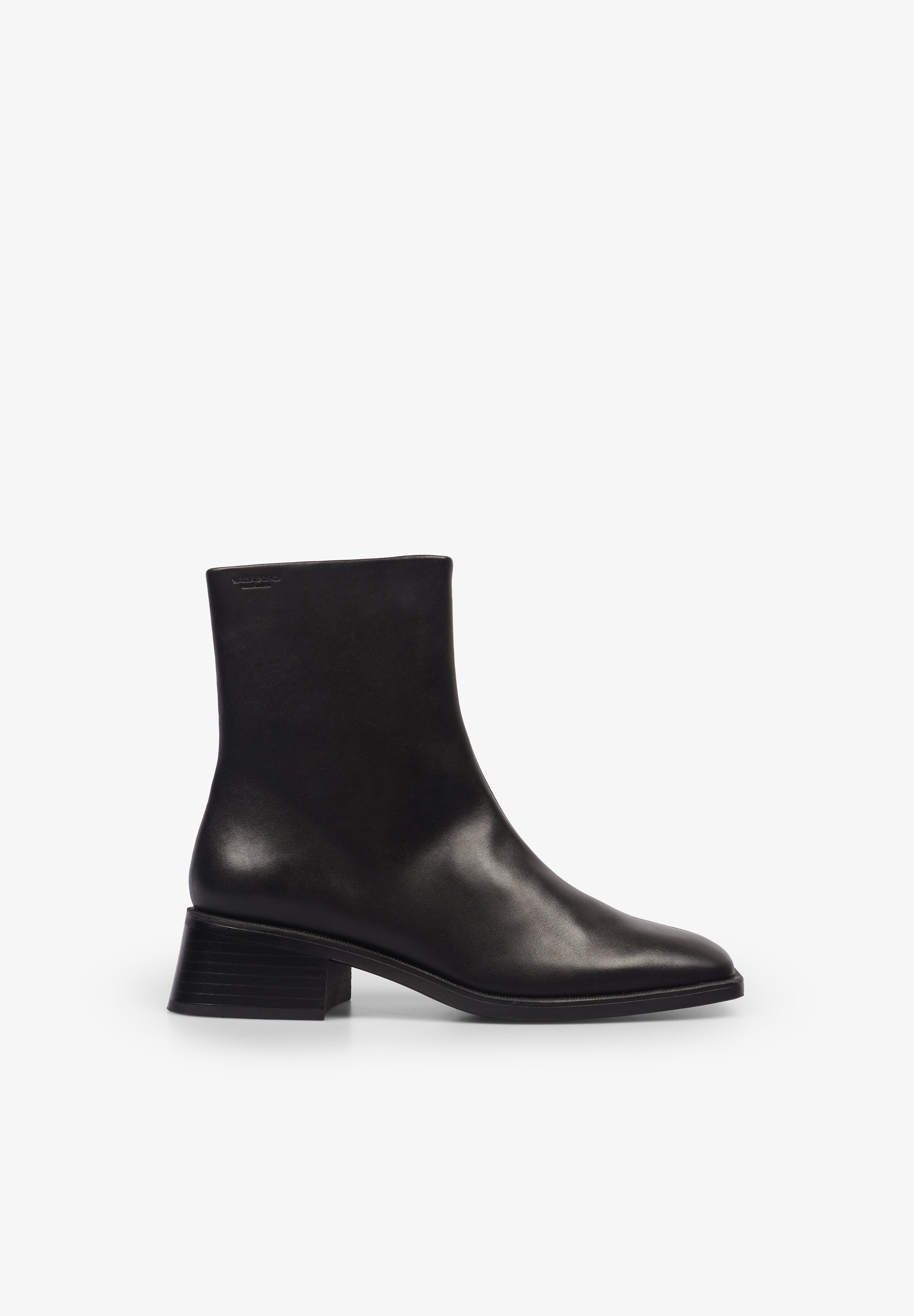 VAGABOND | BOTAS BRANCAS