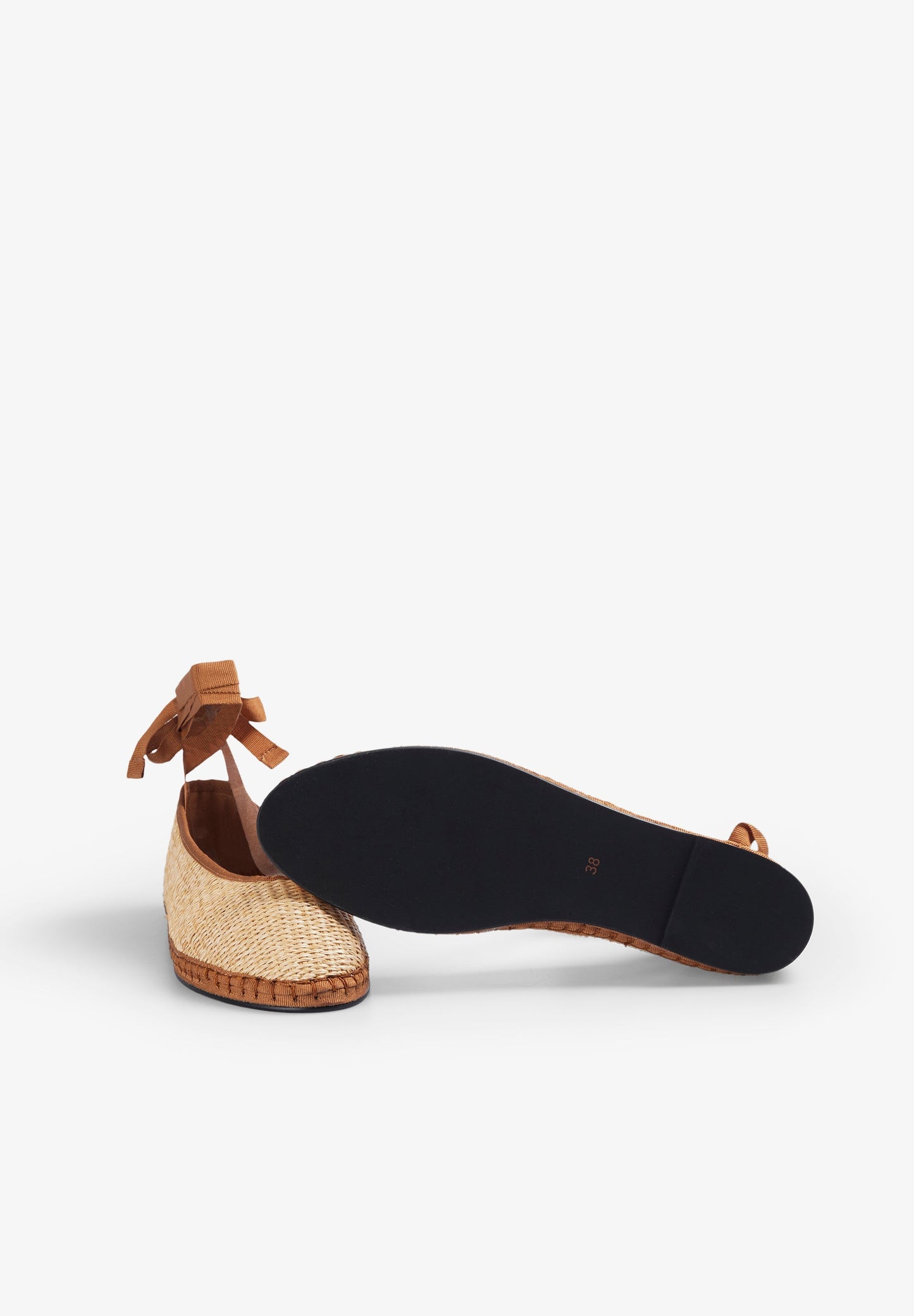 CHINELOS DE RÁFIA COM LAÇO