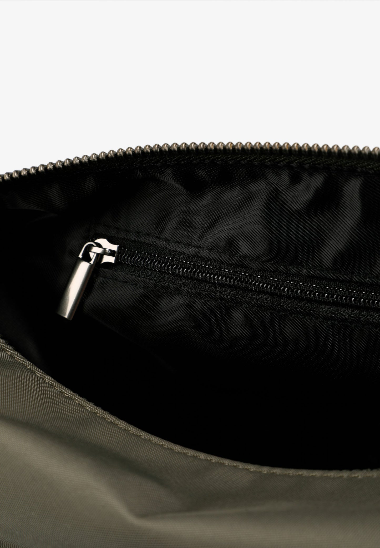 NECESSAIRE DE VIAGEM EFEITO DE CAUCHO