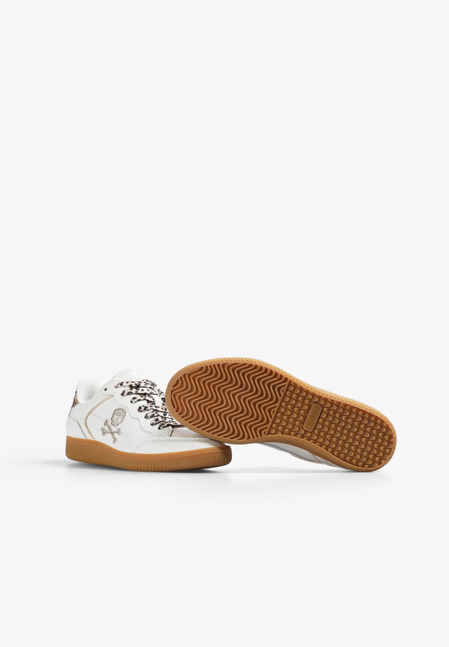 SAPATILHAS DE ESTAMPADO ANIMAL COM SOLA EM CONTRASTE