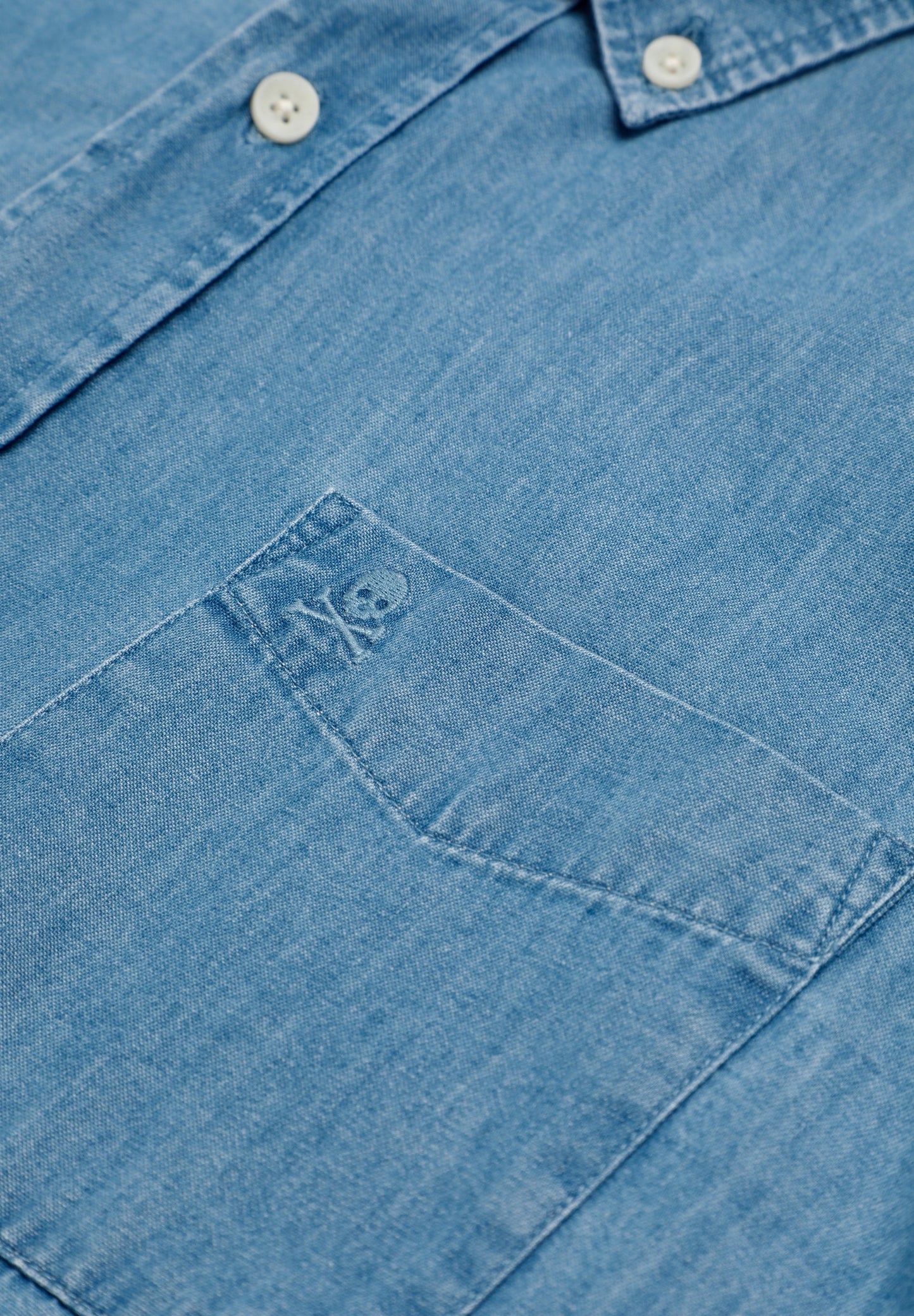 CAMISA DENIM EM ALGODÃO