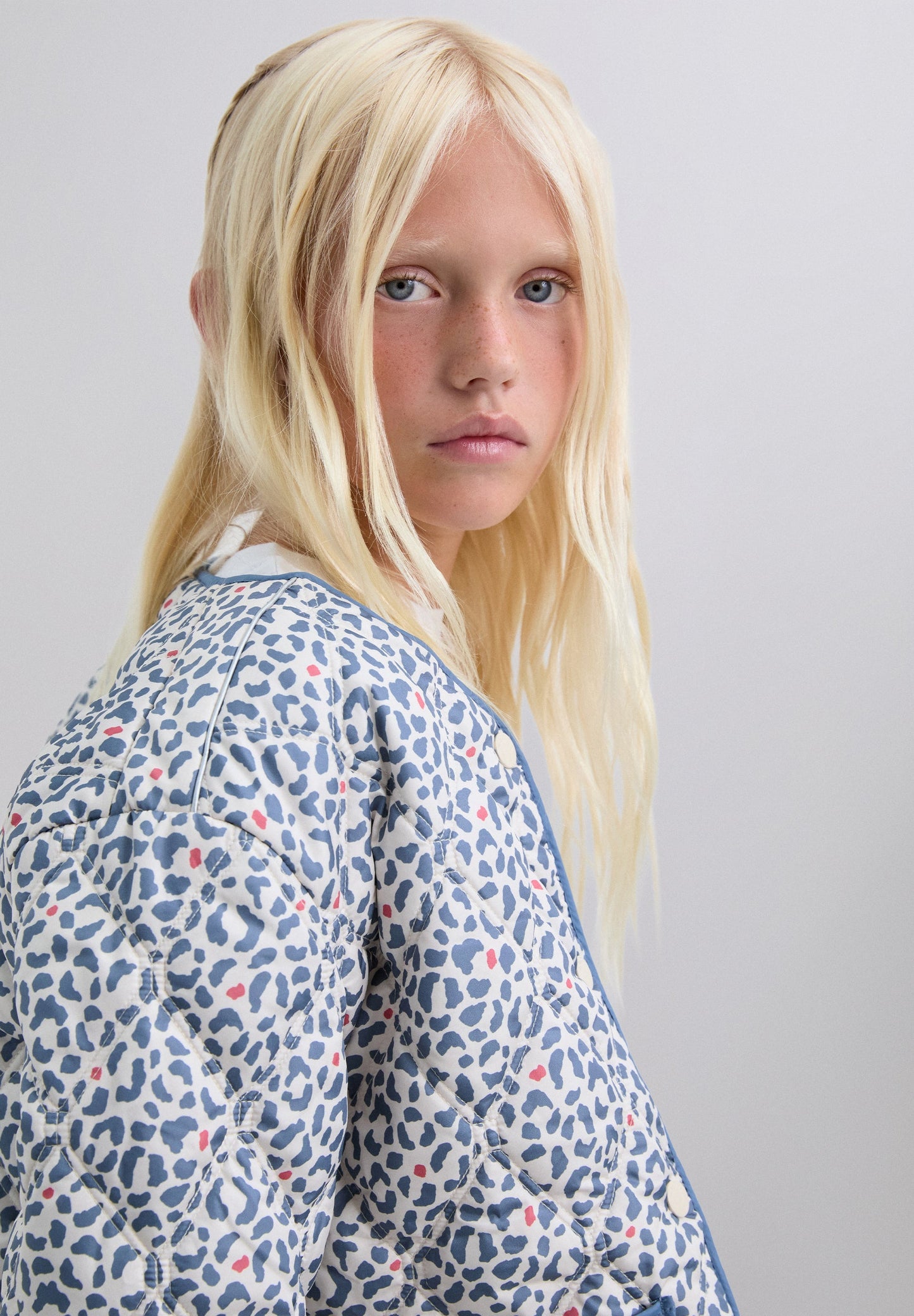 CARDIGAN ACOLCHOADO COM ESTAMPADO ANIMAL