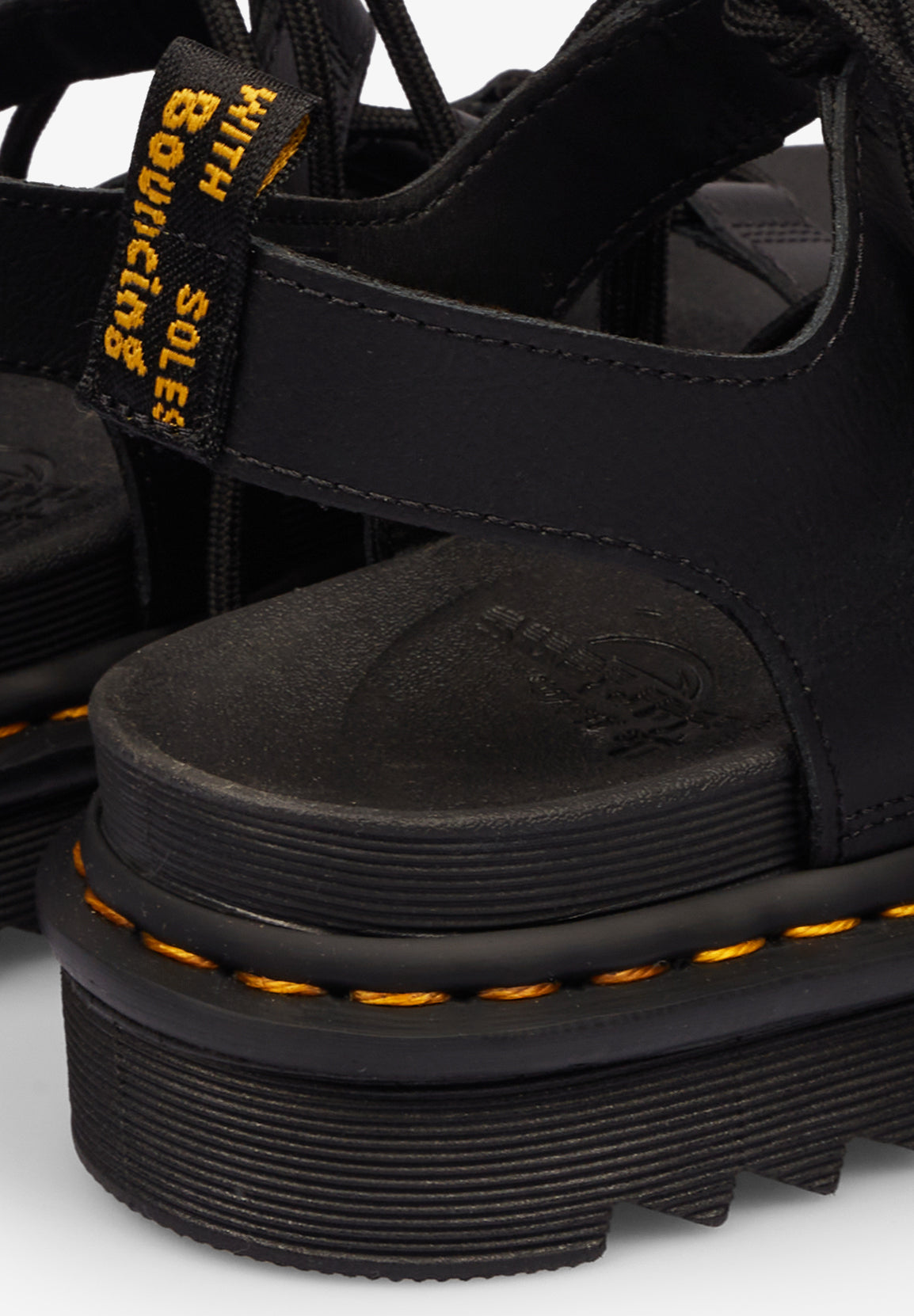 DR MARTENS | NARTILLA