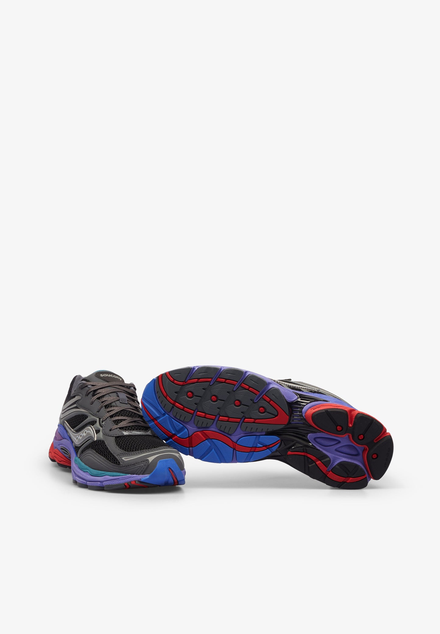 SAUCONY | PROGRID OMNI 9