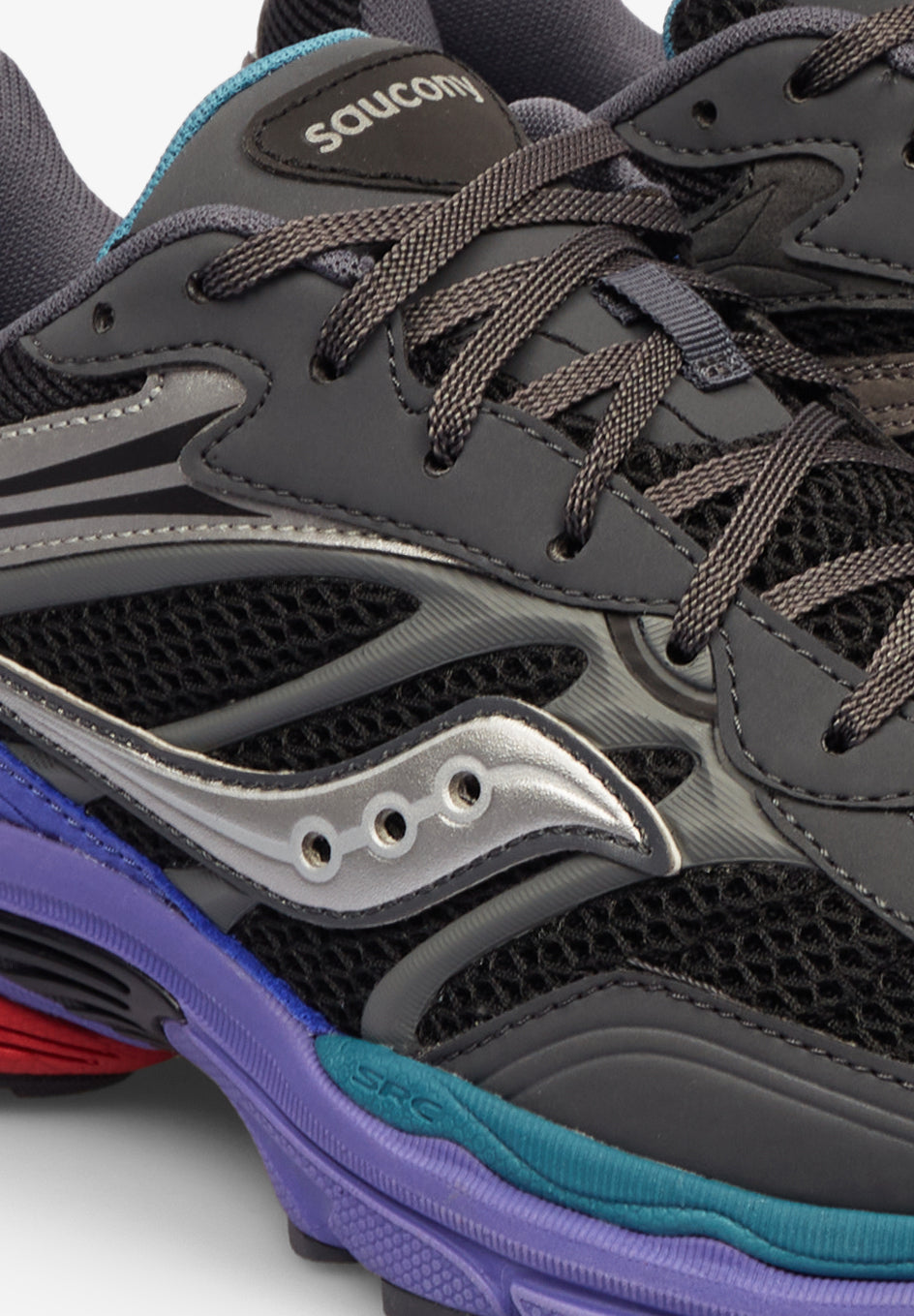 SAUCONY | PROGRID OMNI 9